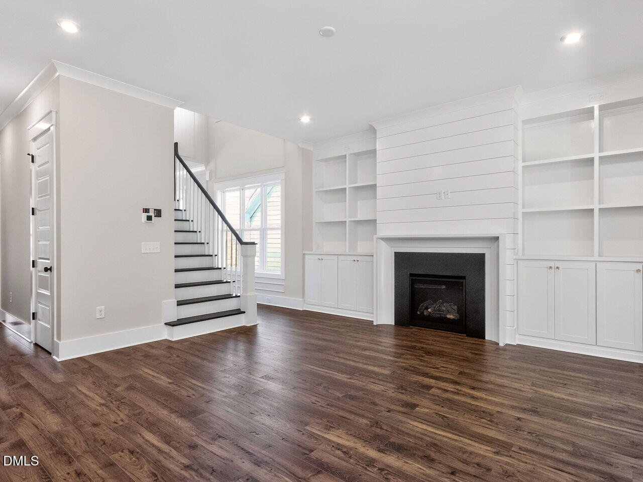 1528 Level Stream Road