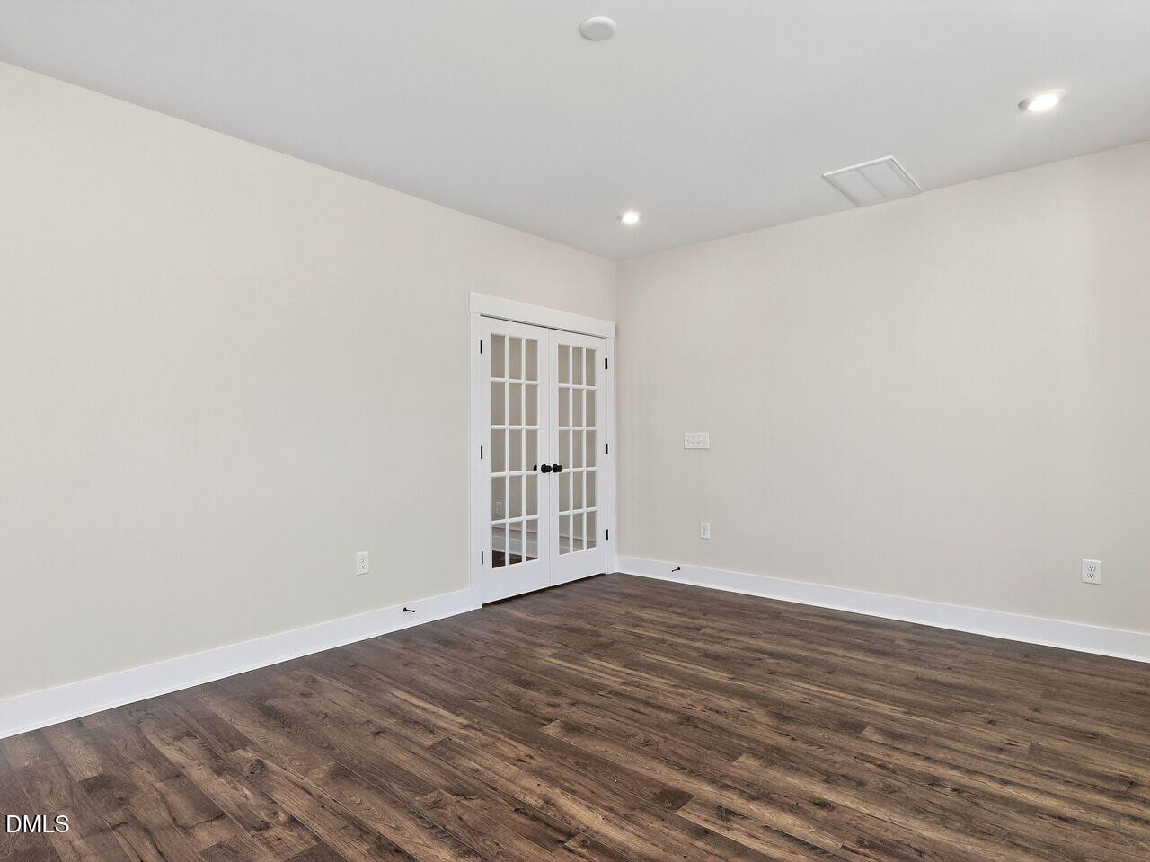 1528 Level Stream Road