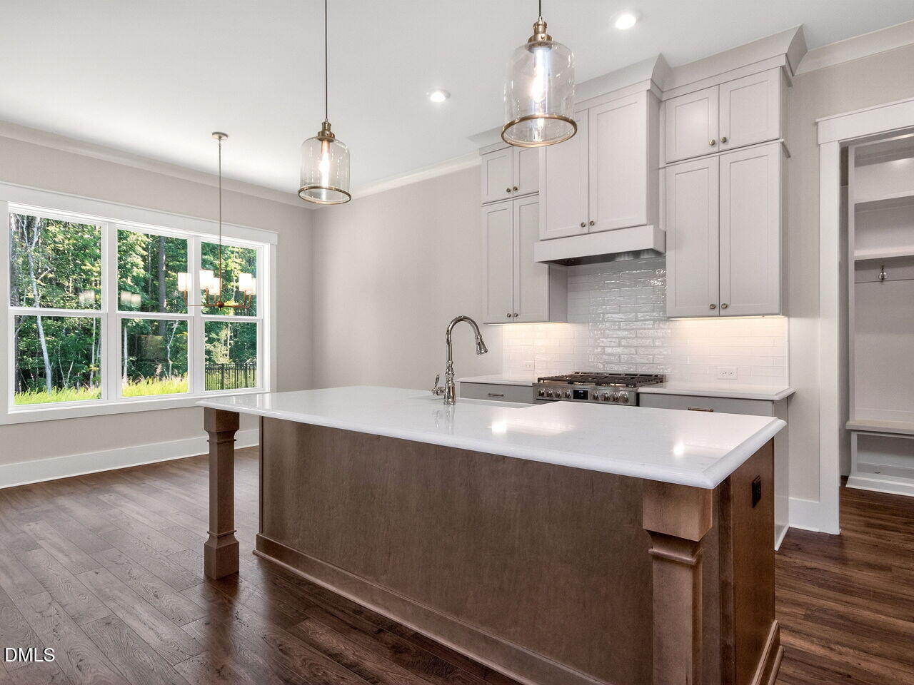 1528 Level Stream Road