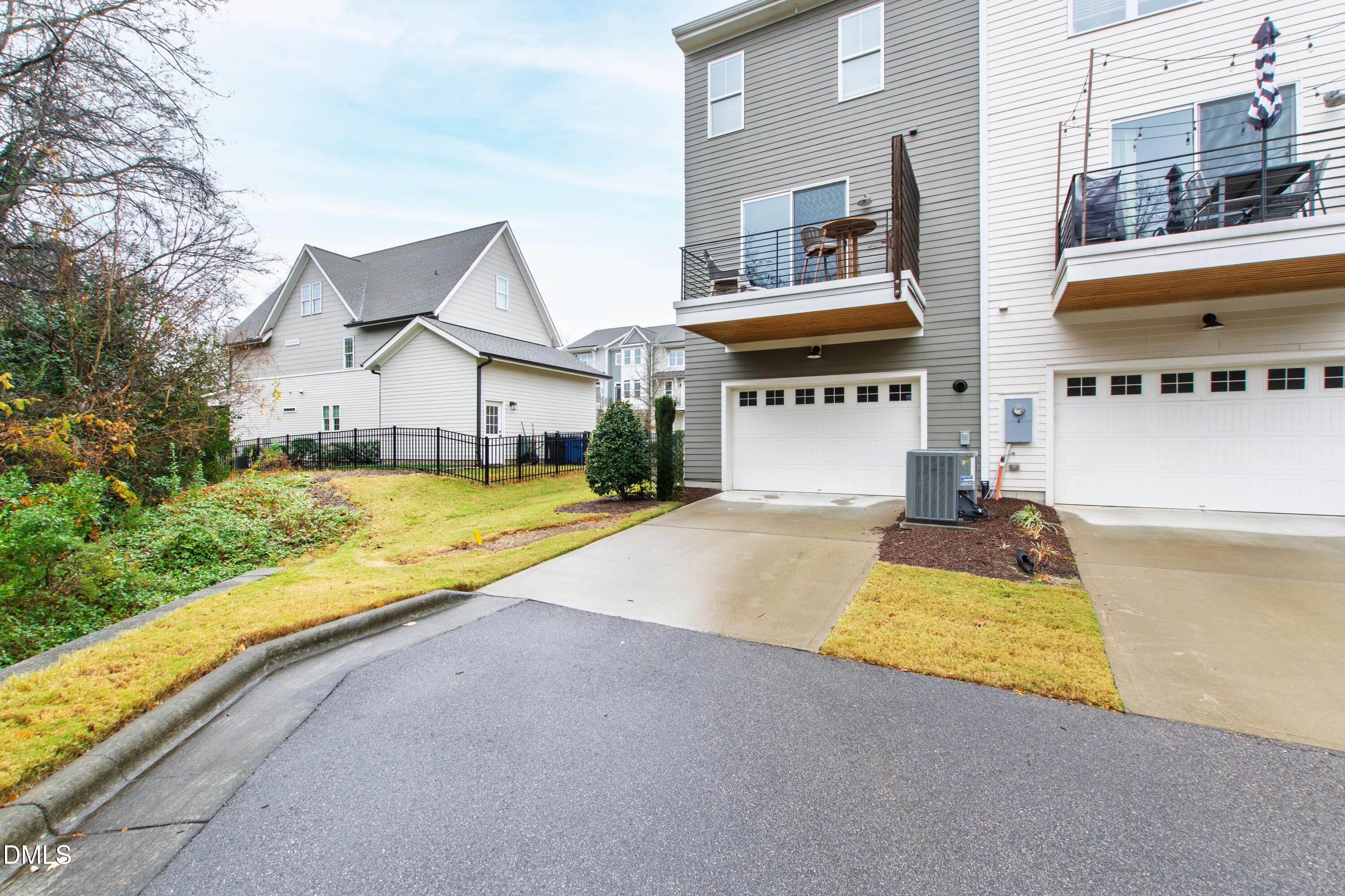 718 Peakland Place