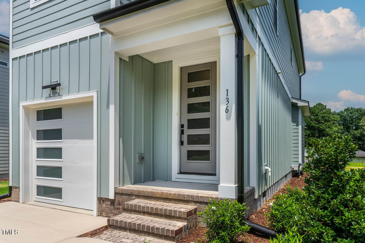 136 East End Avenue
