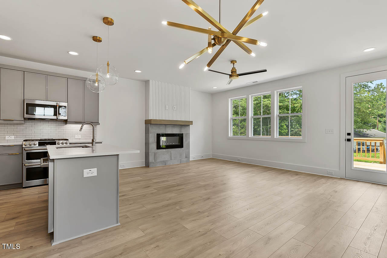 136 East End Avenue