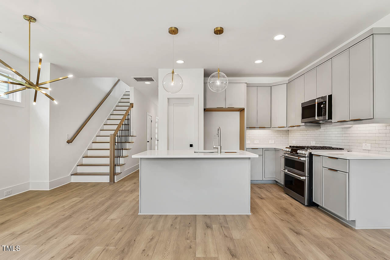 136 East End Avenue