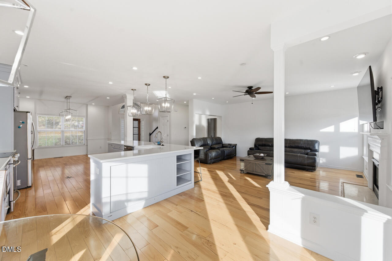 752 Seastone Street