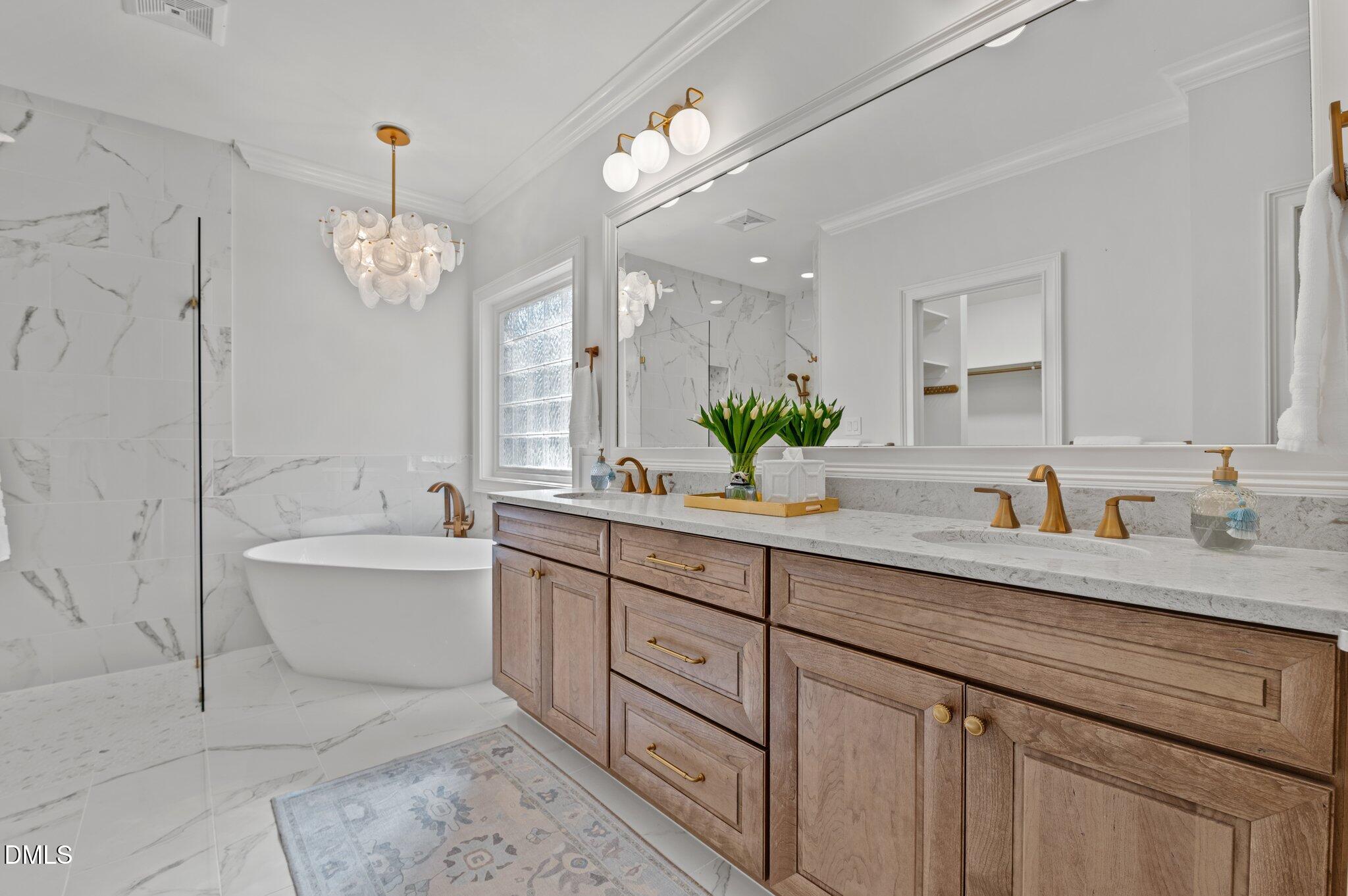 1009 High Trail Court