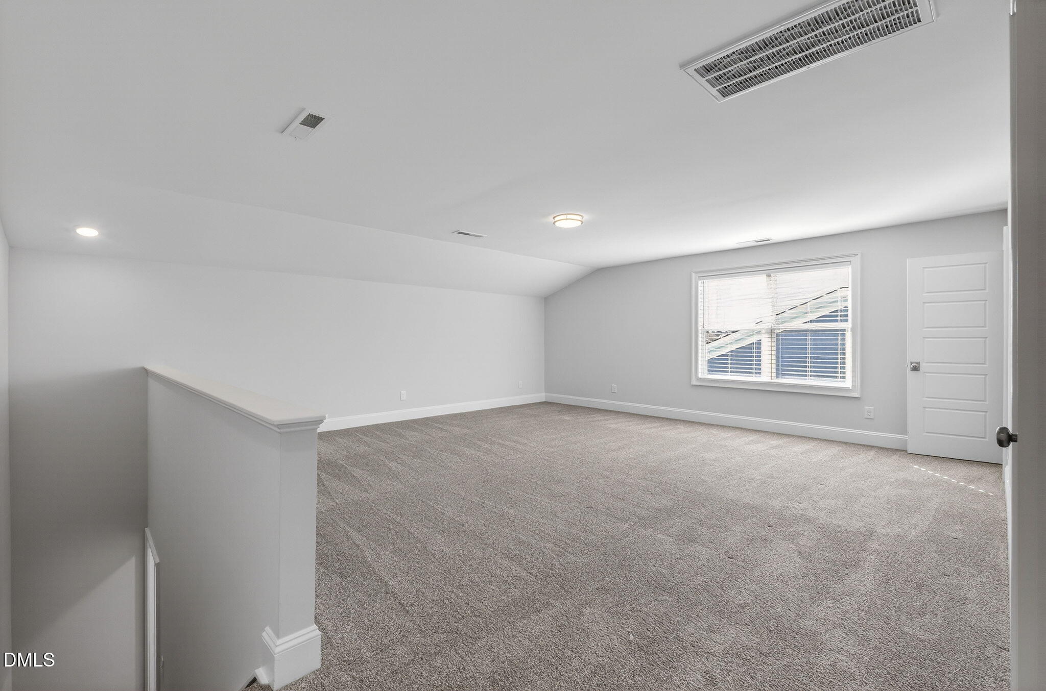 1161 Gloriosa Street