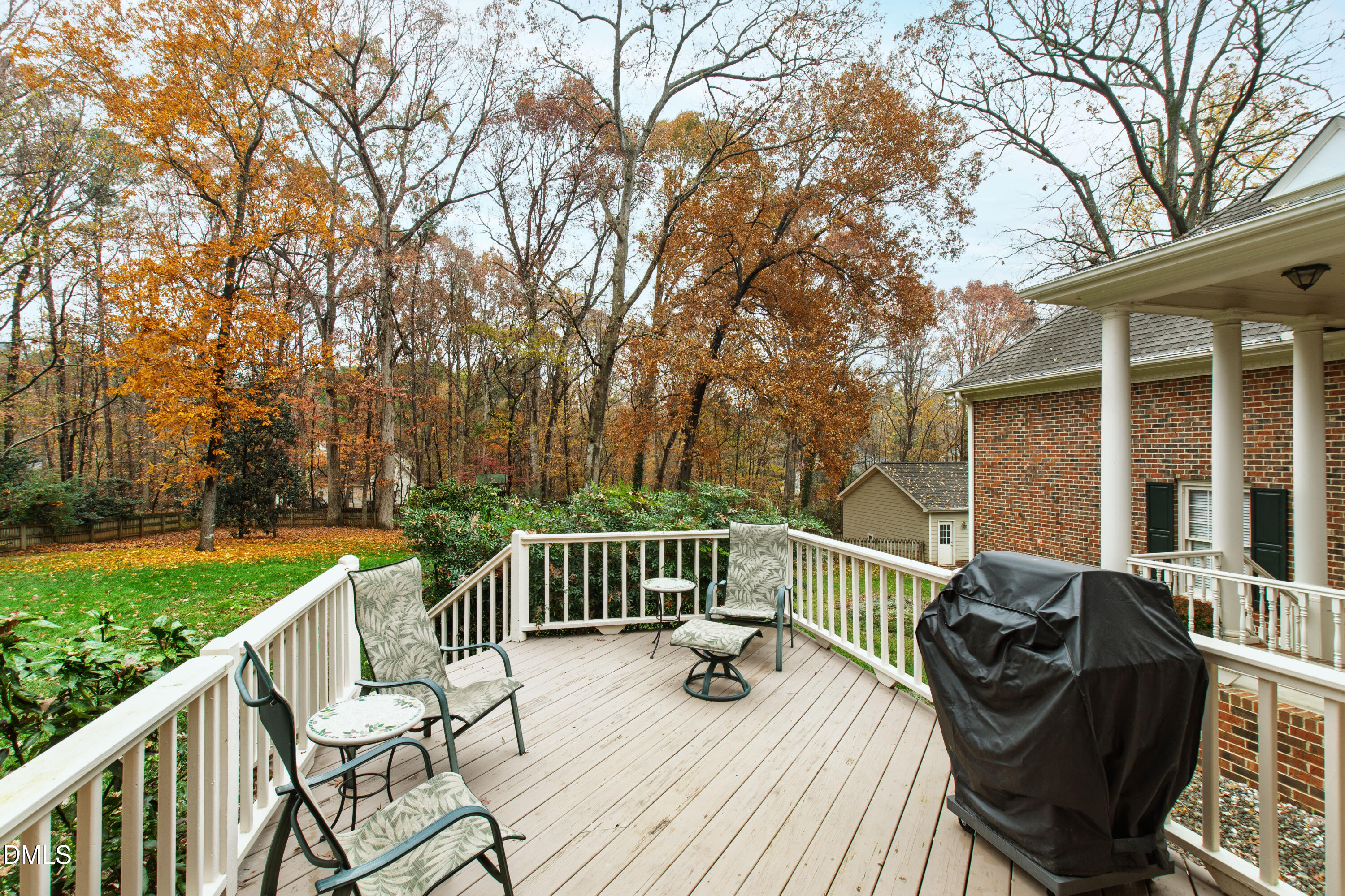 1220 Enchanted Oaks Dr