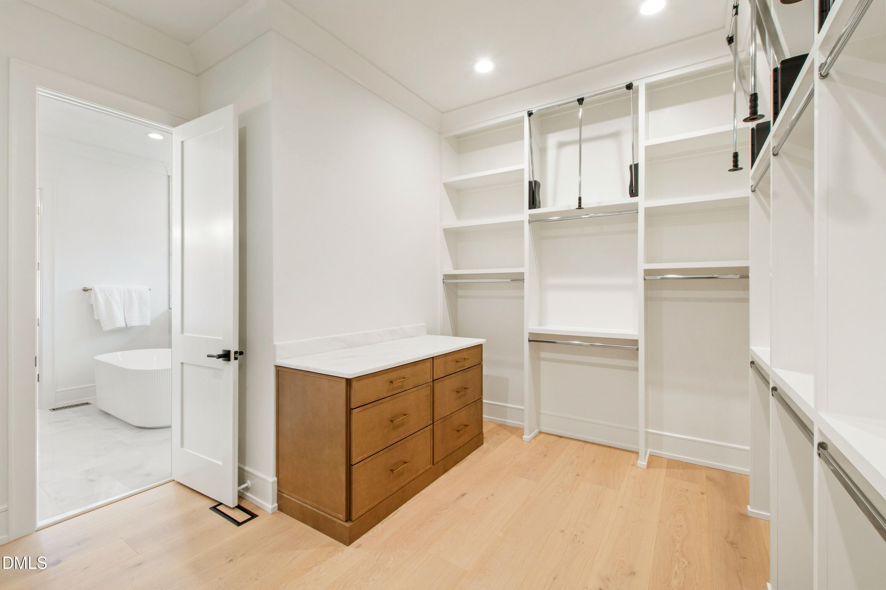 405 Latimer Road