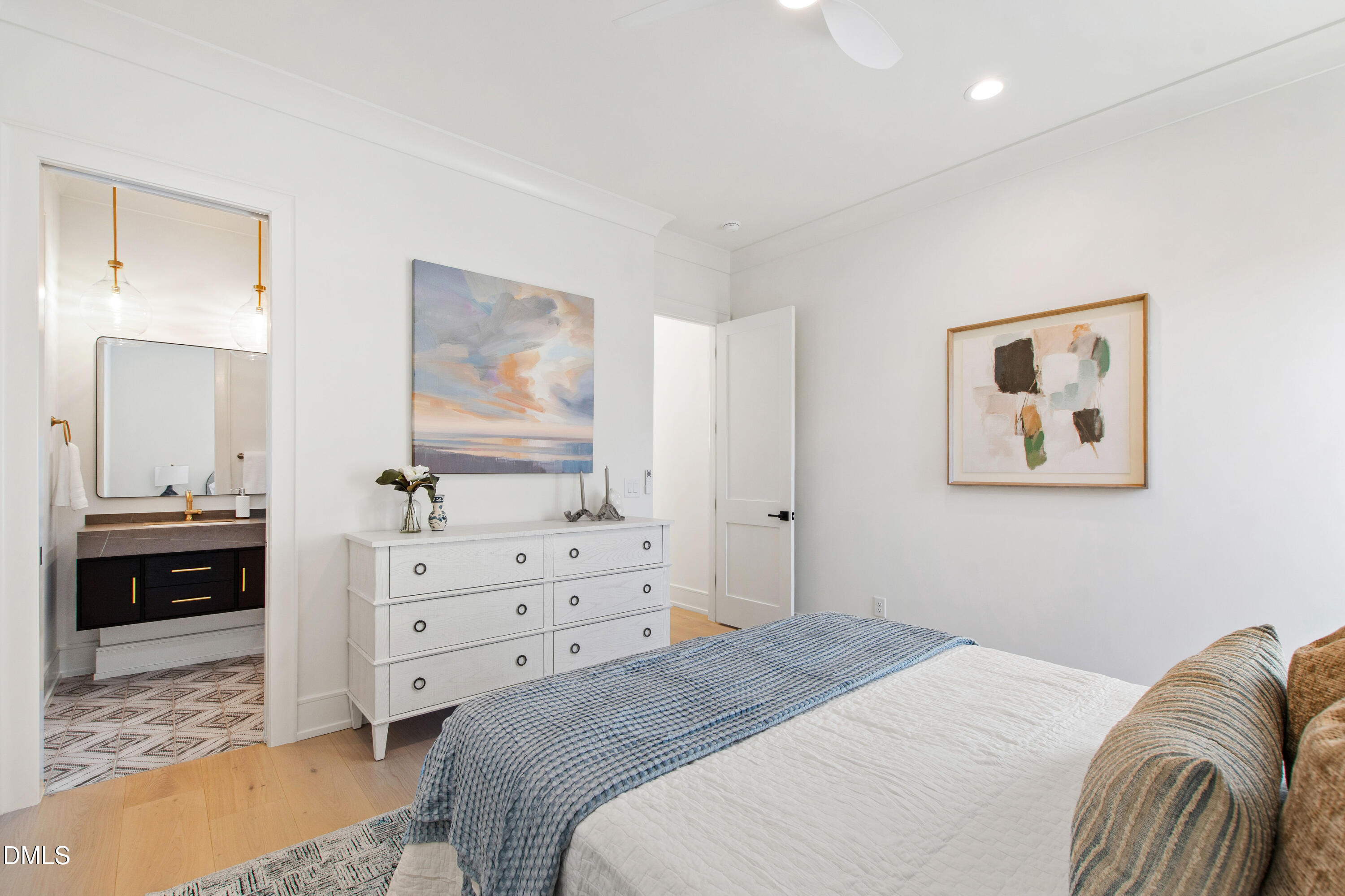405 Latimer Road