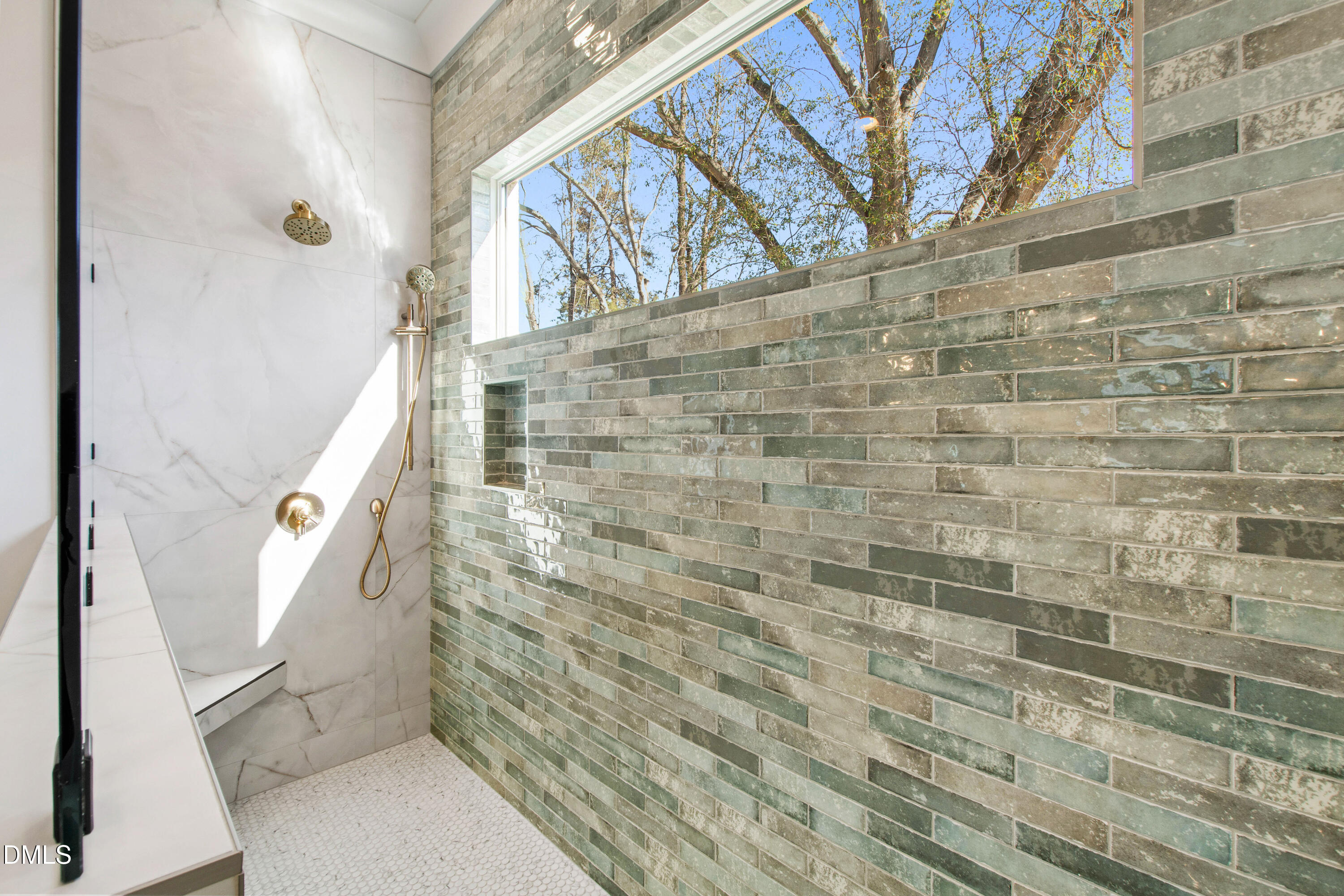 405 Latimer Road