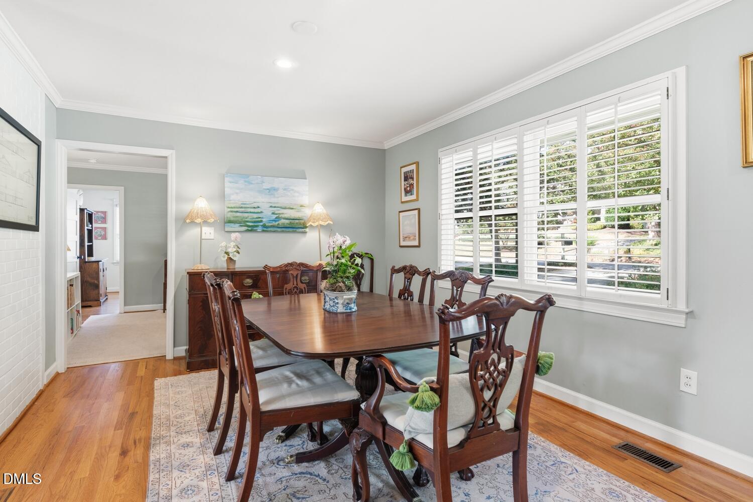 212 E Drewry Lane