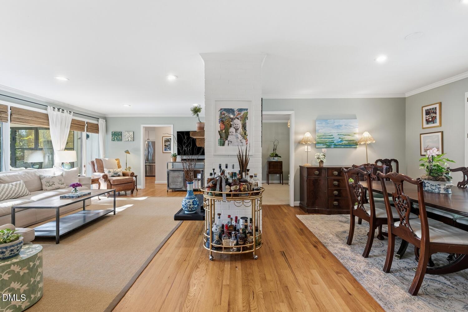 212 E Drewry Lane