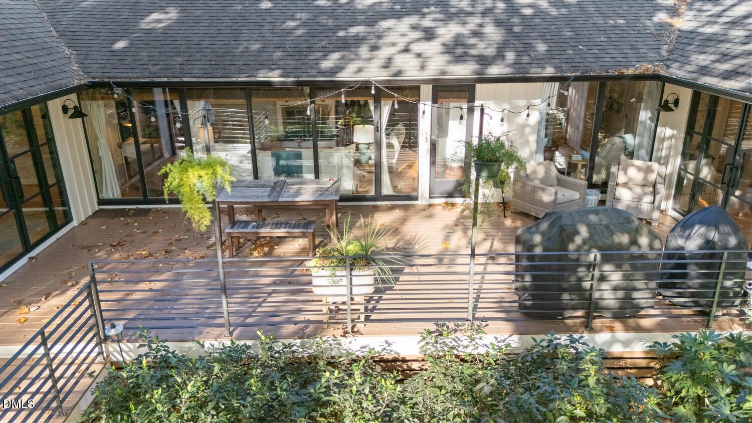 212 E Drewry Lane