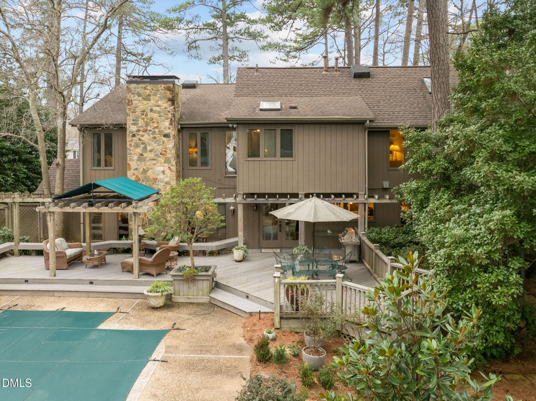 2416 Ridge Road