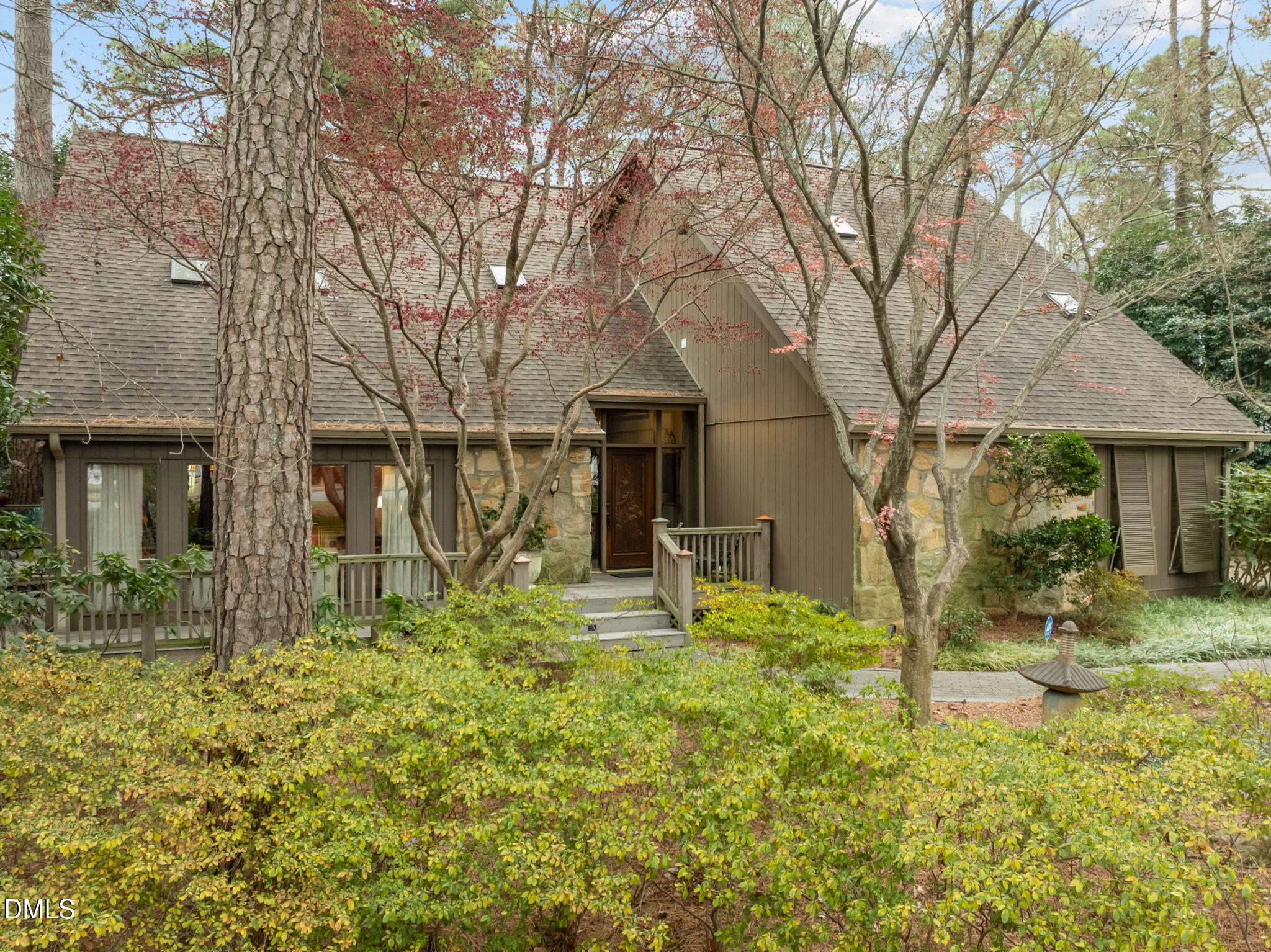 2416 Ridge Road