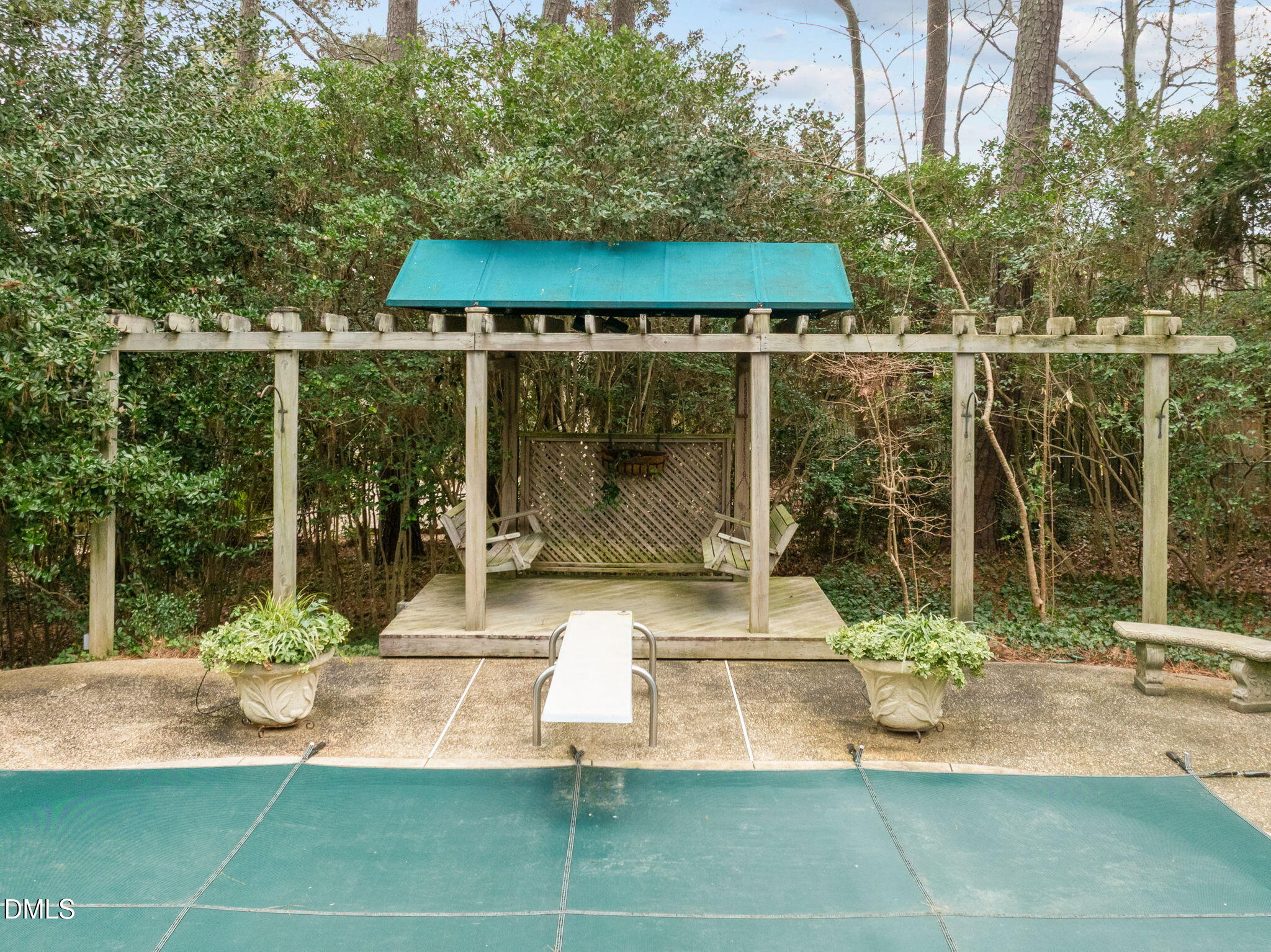 2416 Ridge Road