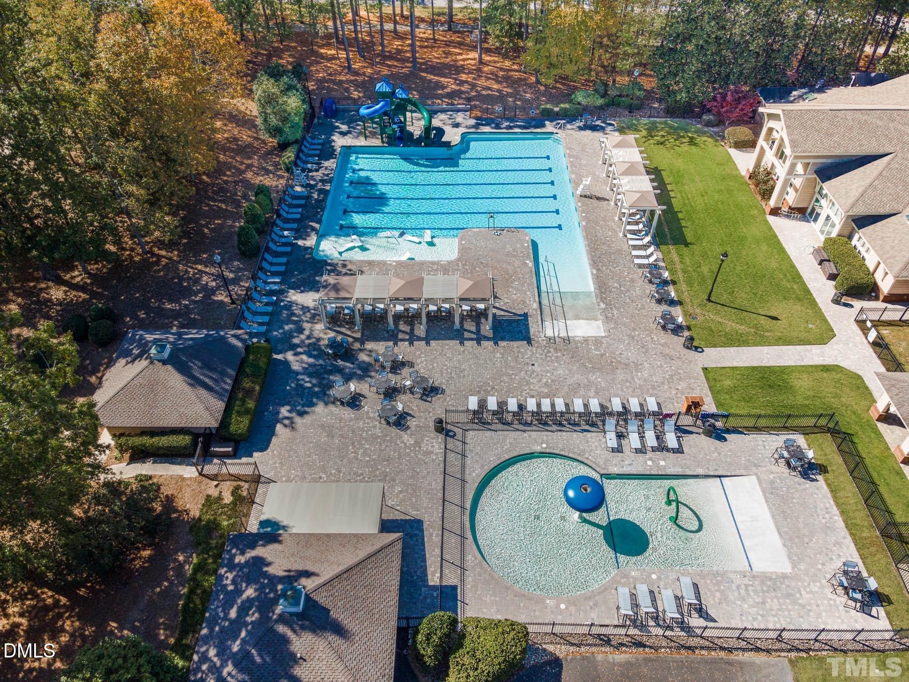 19006 Stone Brook