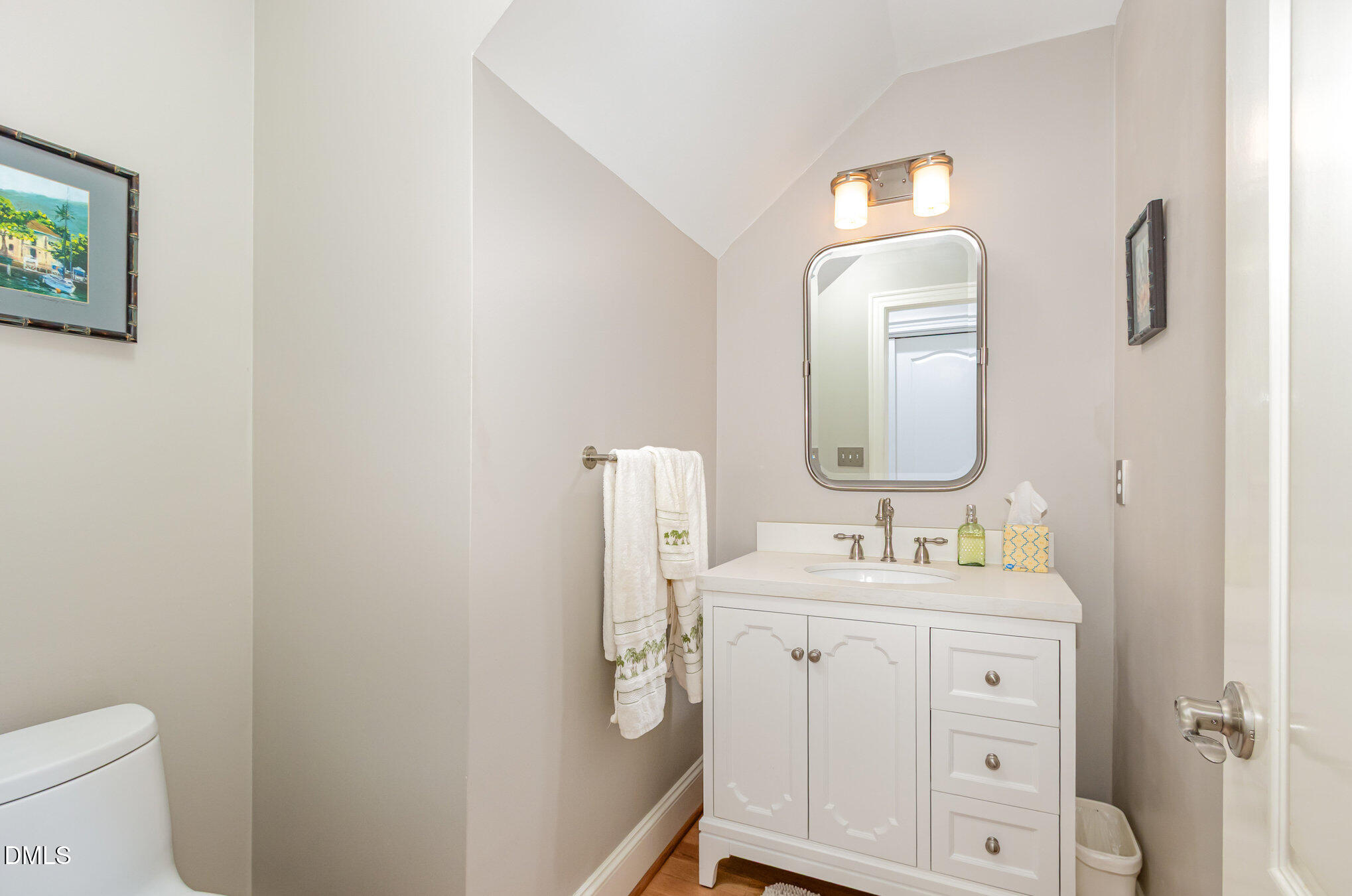 19006 Stone Brook