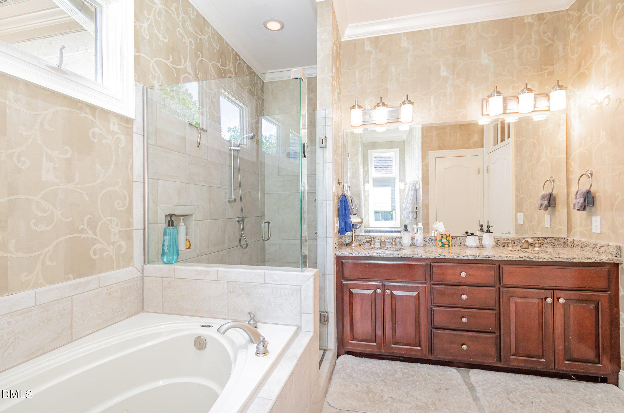 19006 Stone Brook