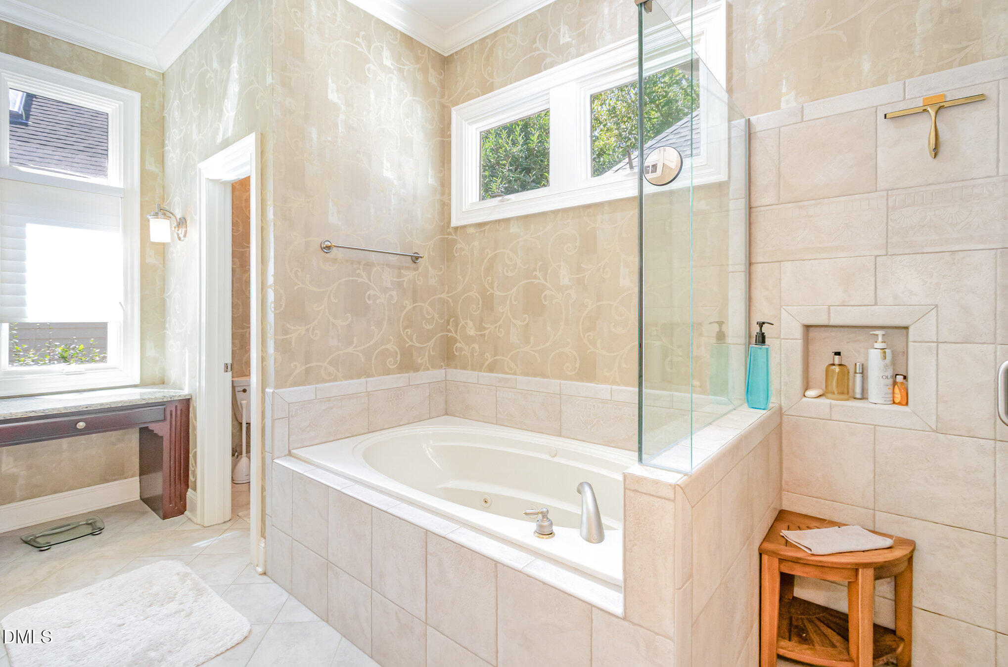 19006 Stone Brook
