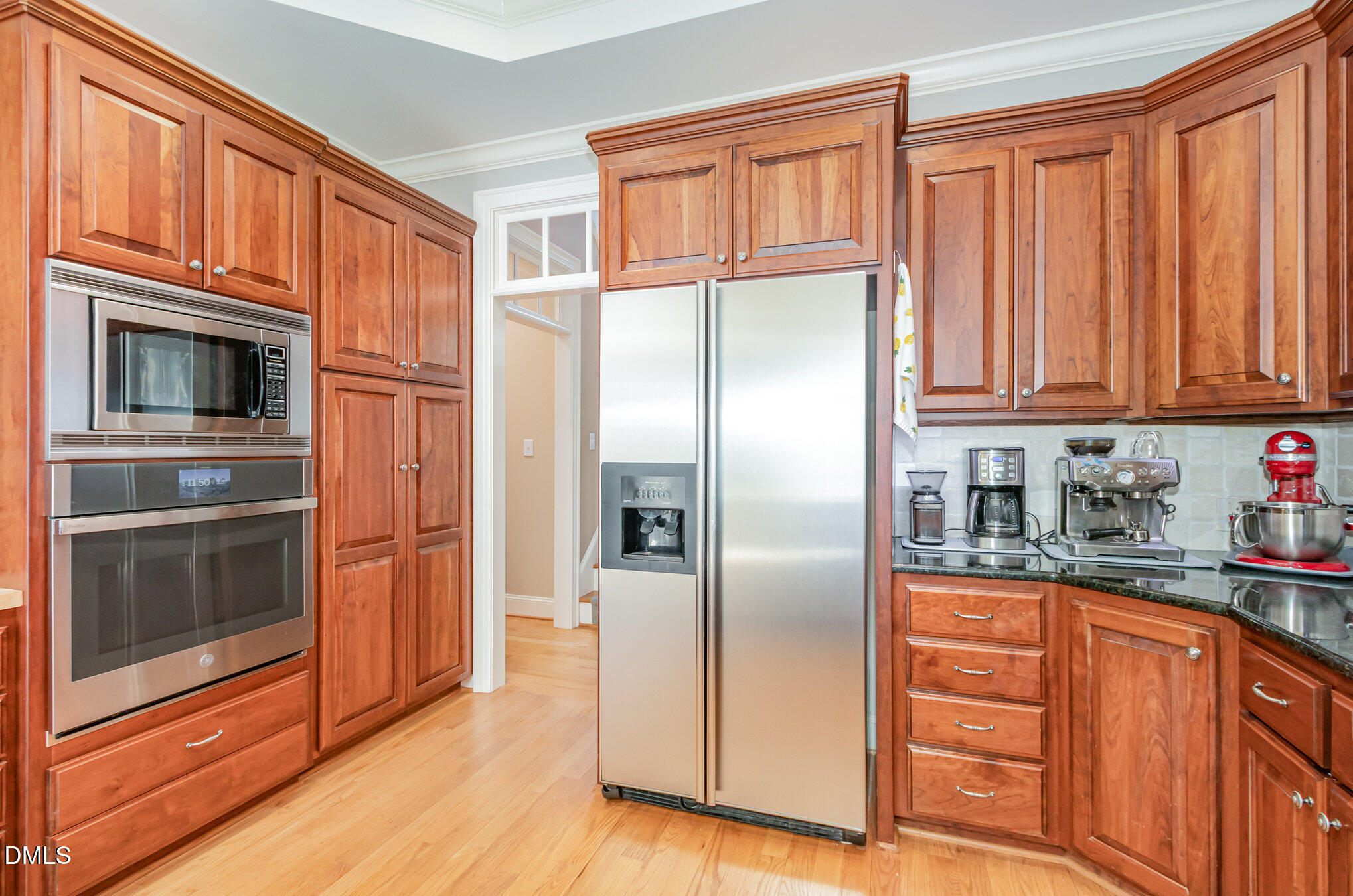 19006 Stone Brook