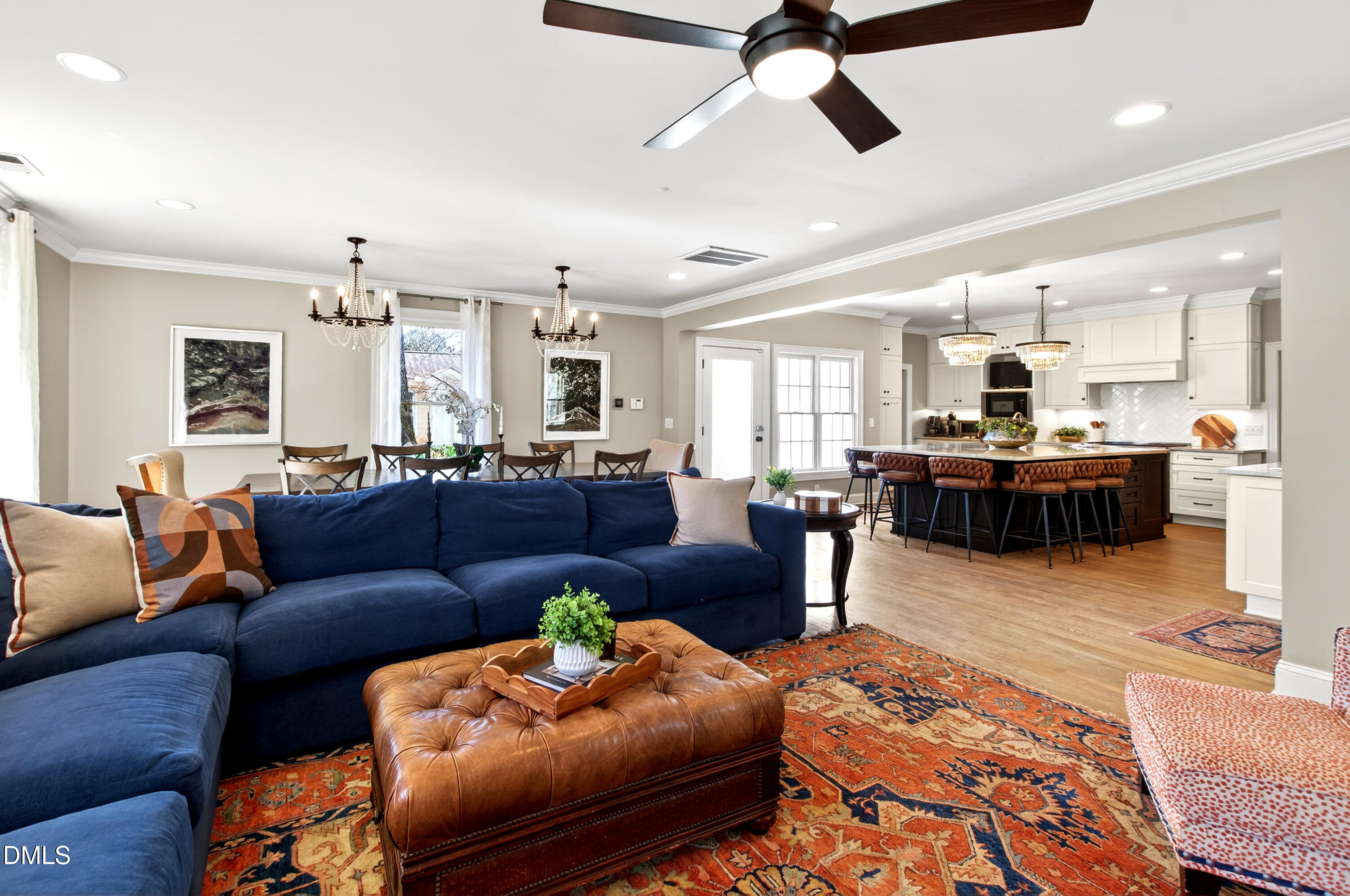 2638 Lakeview Drive