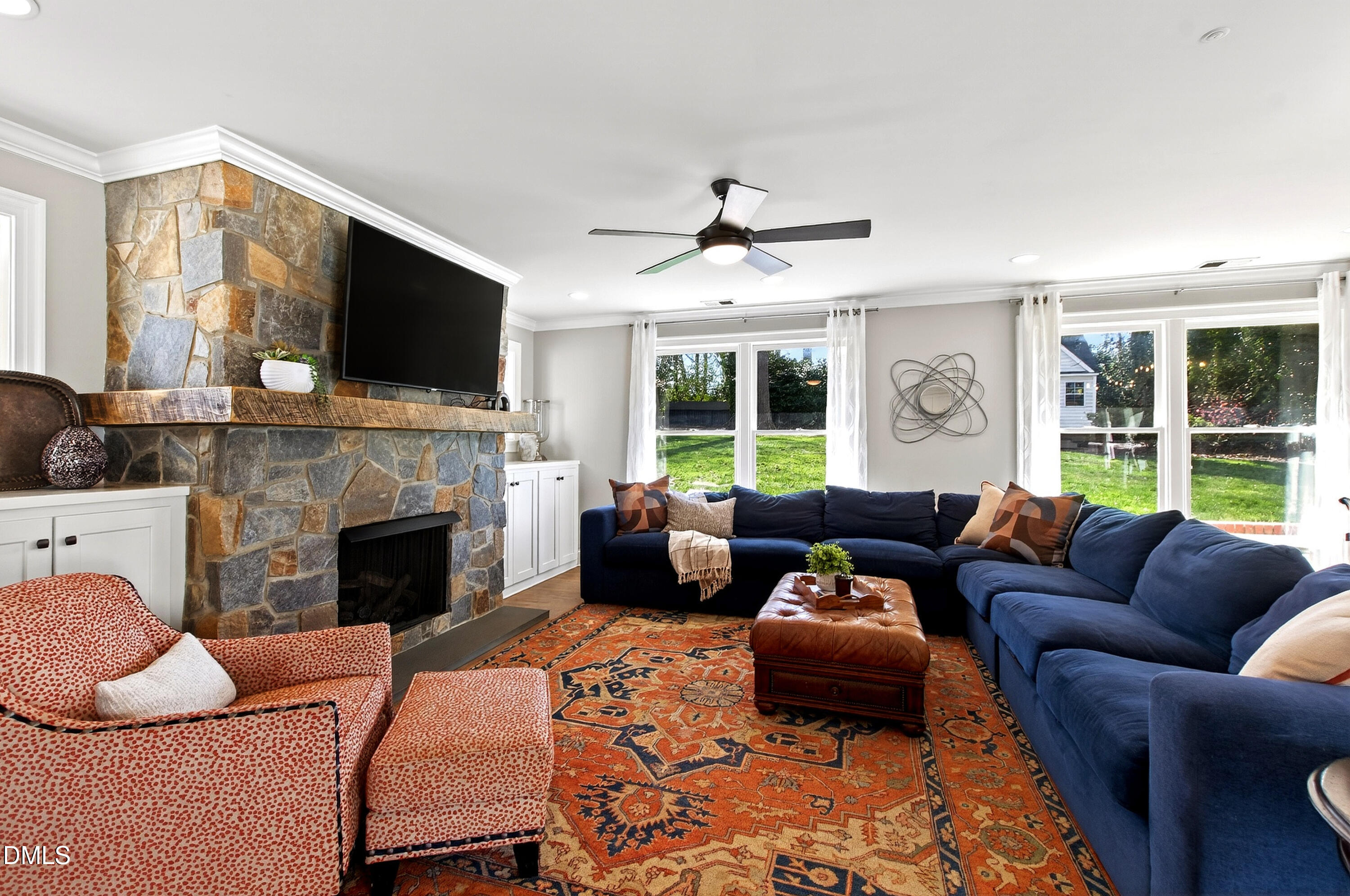 2638 Lakeview Drive