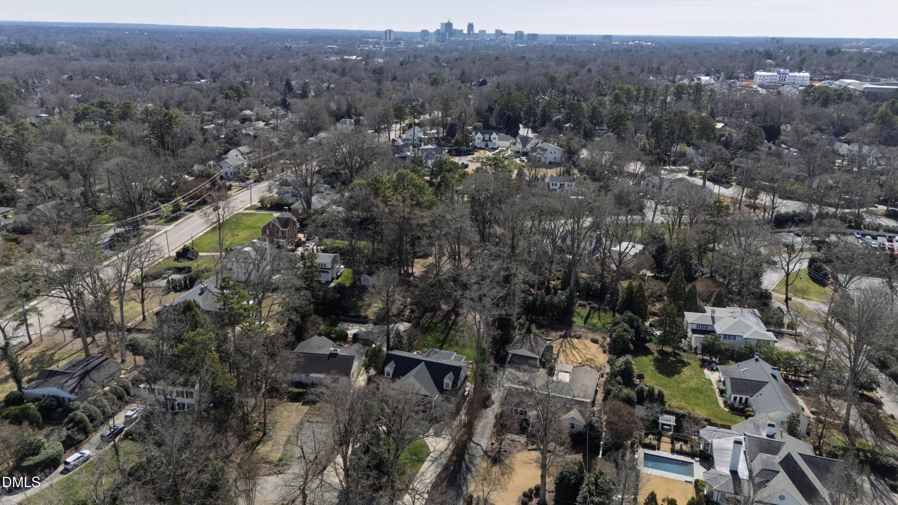 2638 Lakeview Drive