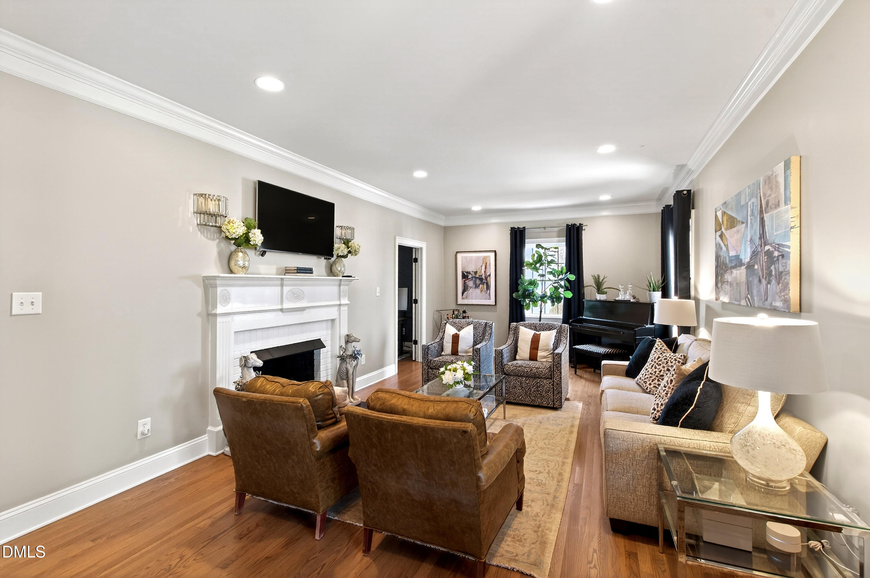2638 Lakeview Drive