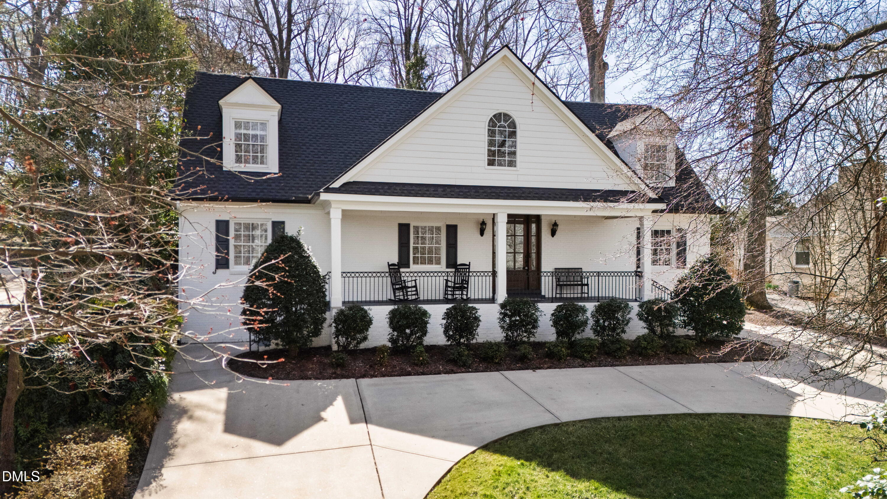 2638 Lakeview Drive