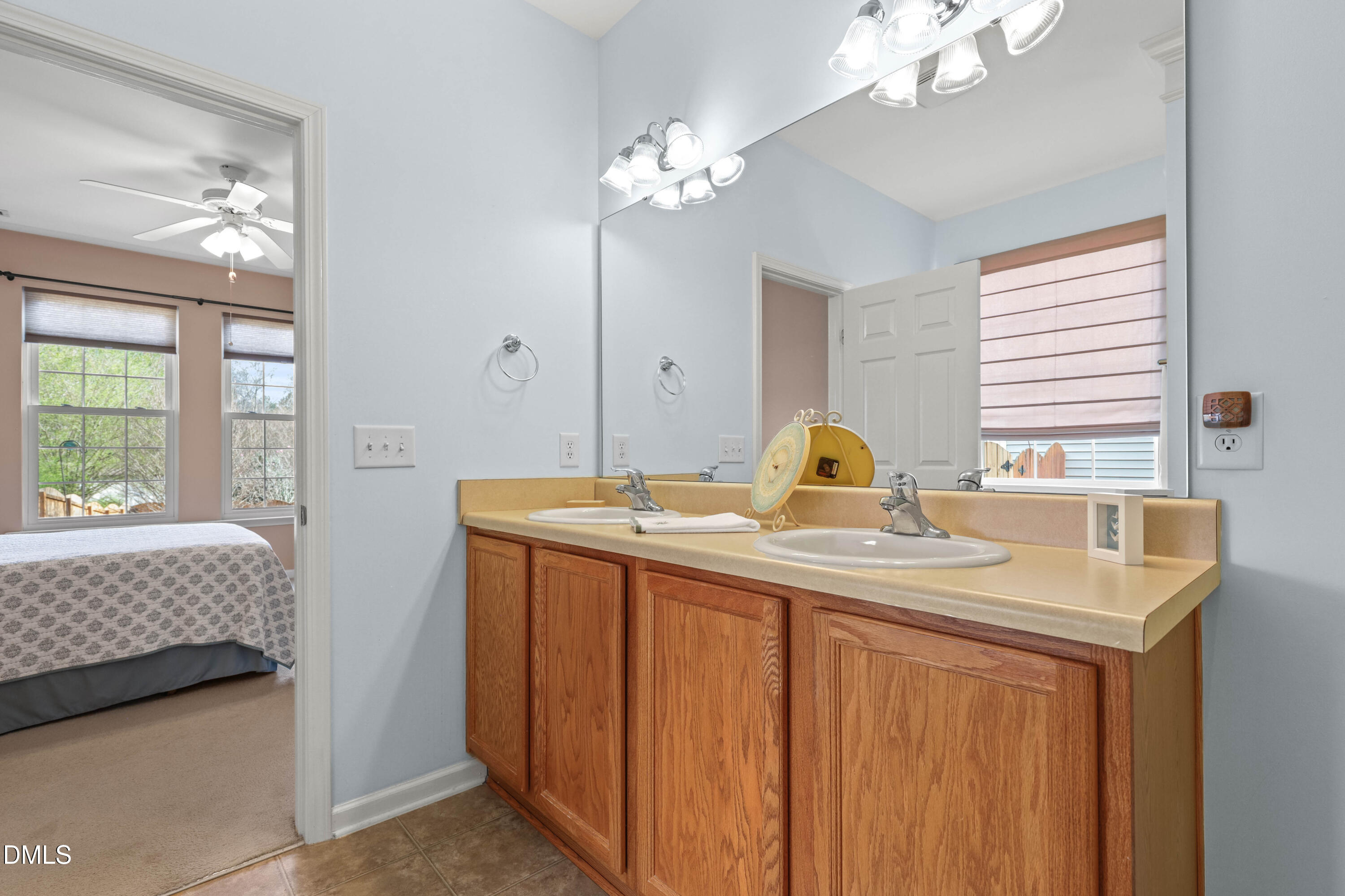 1435 Dairy Glen Drive