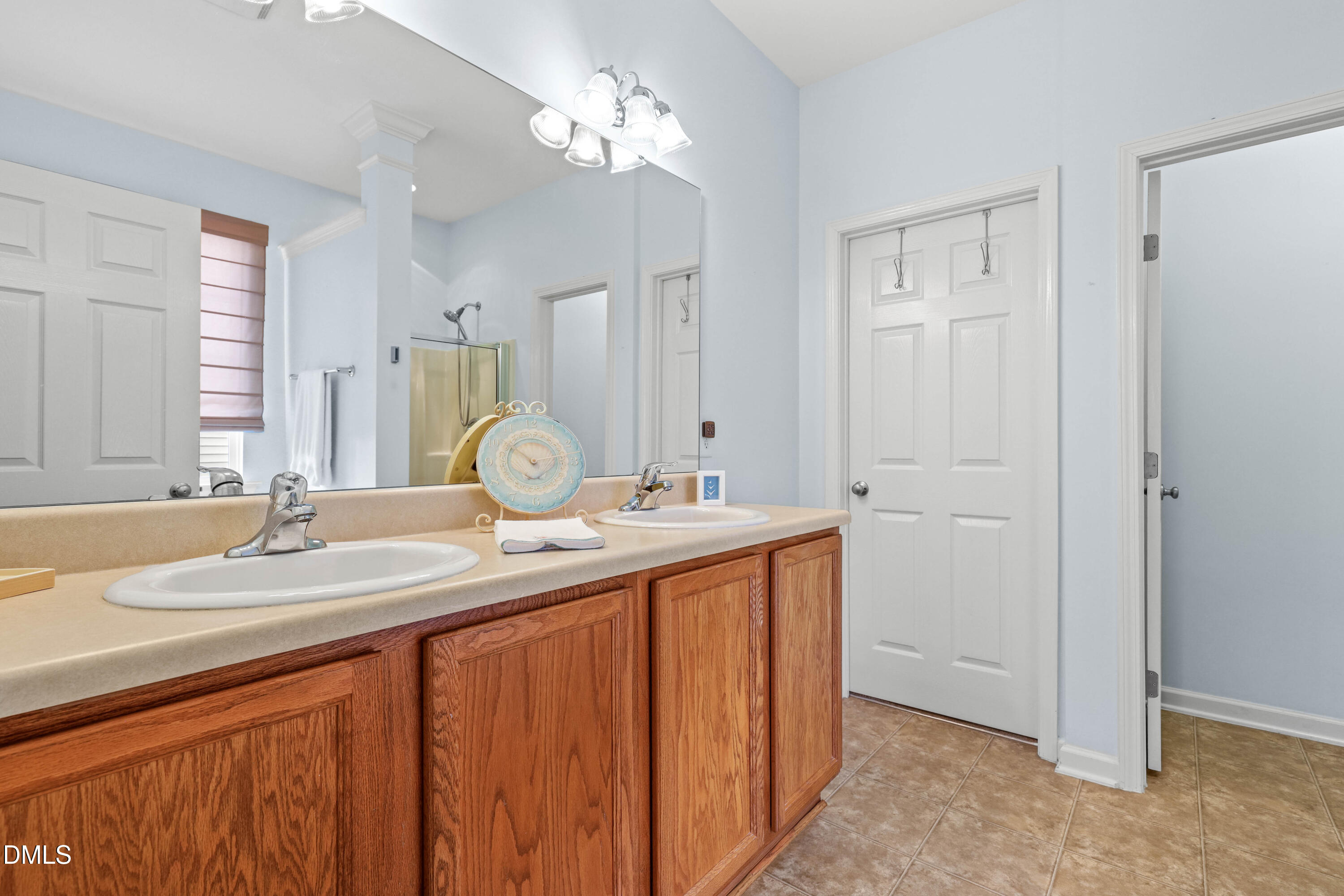 1435 Dairy Glen Drive