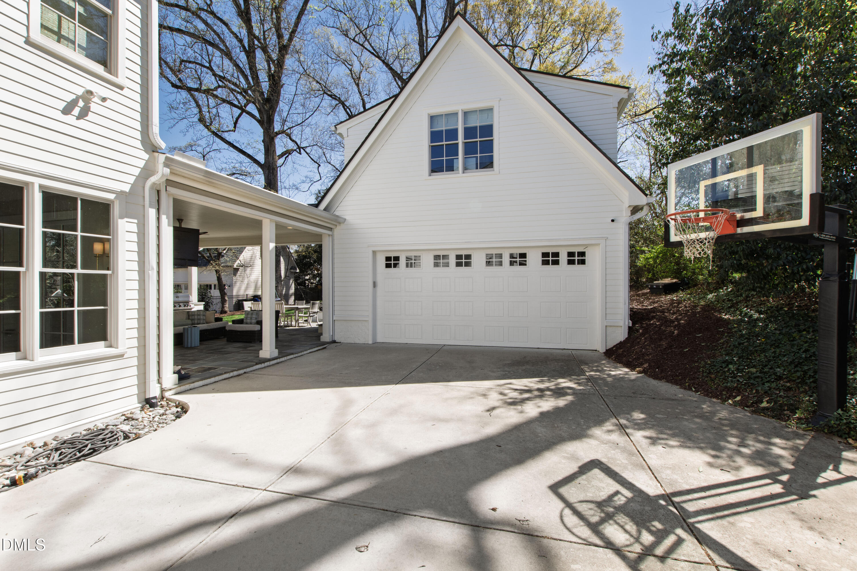 2820 Claremont Road