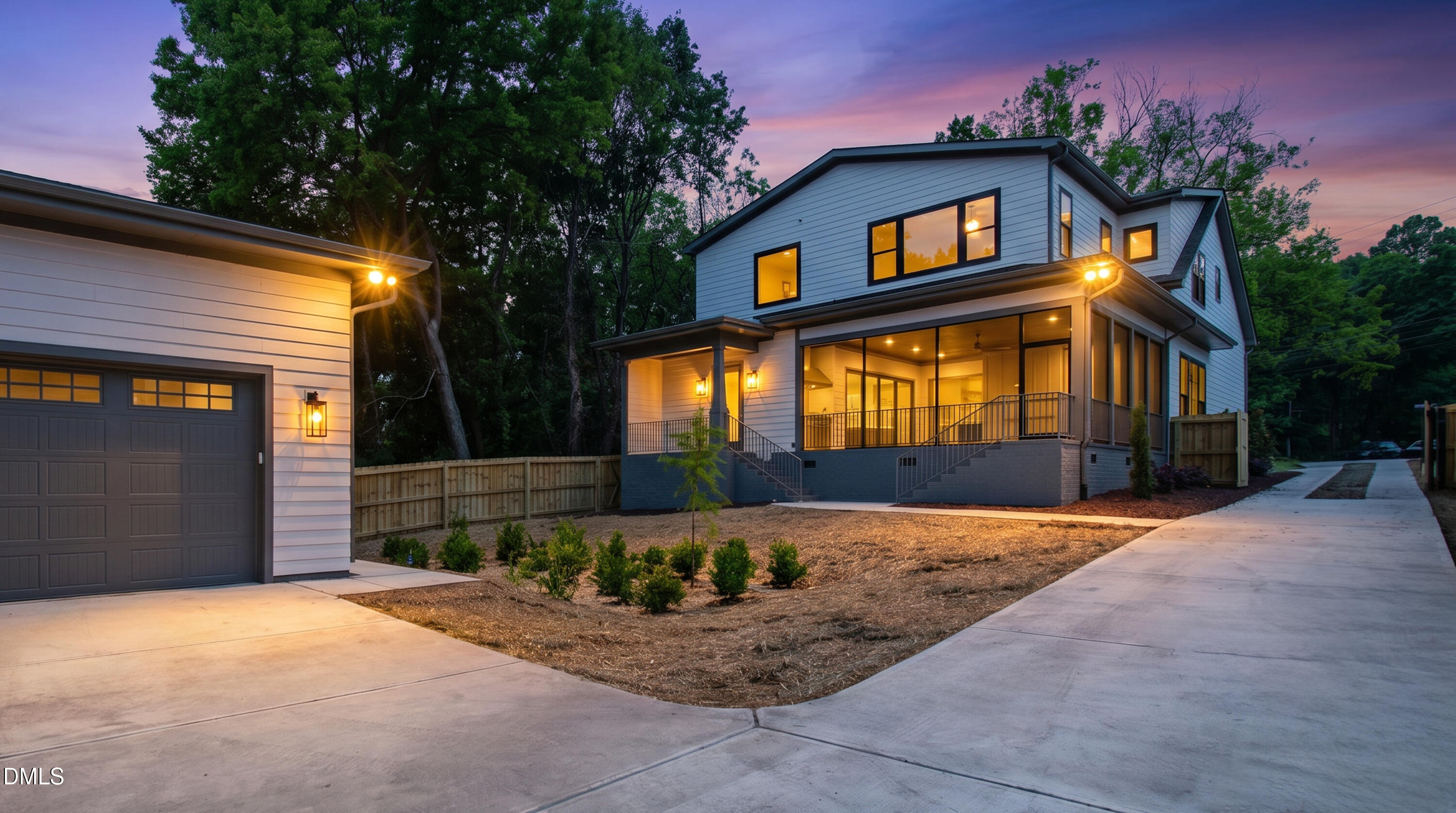 909 Oberlin Road