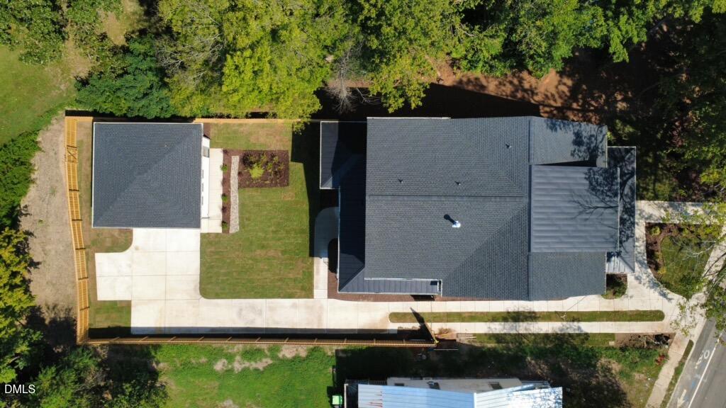 909 Oberlin Road