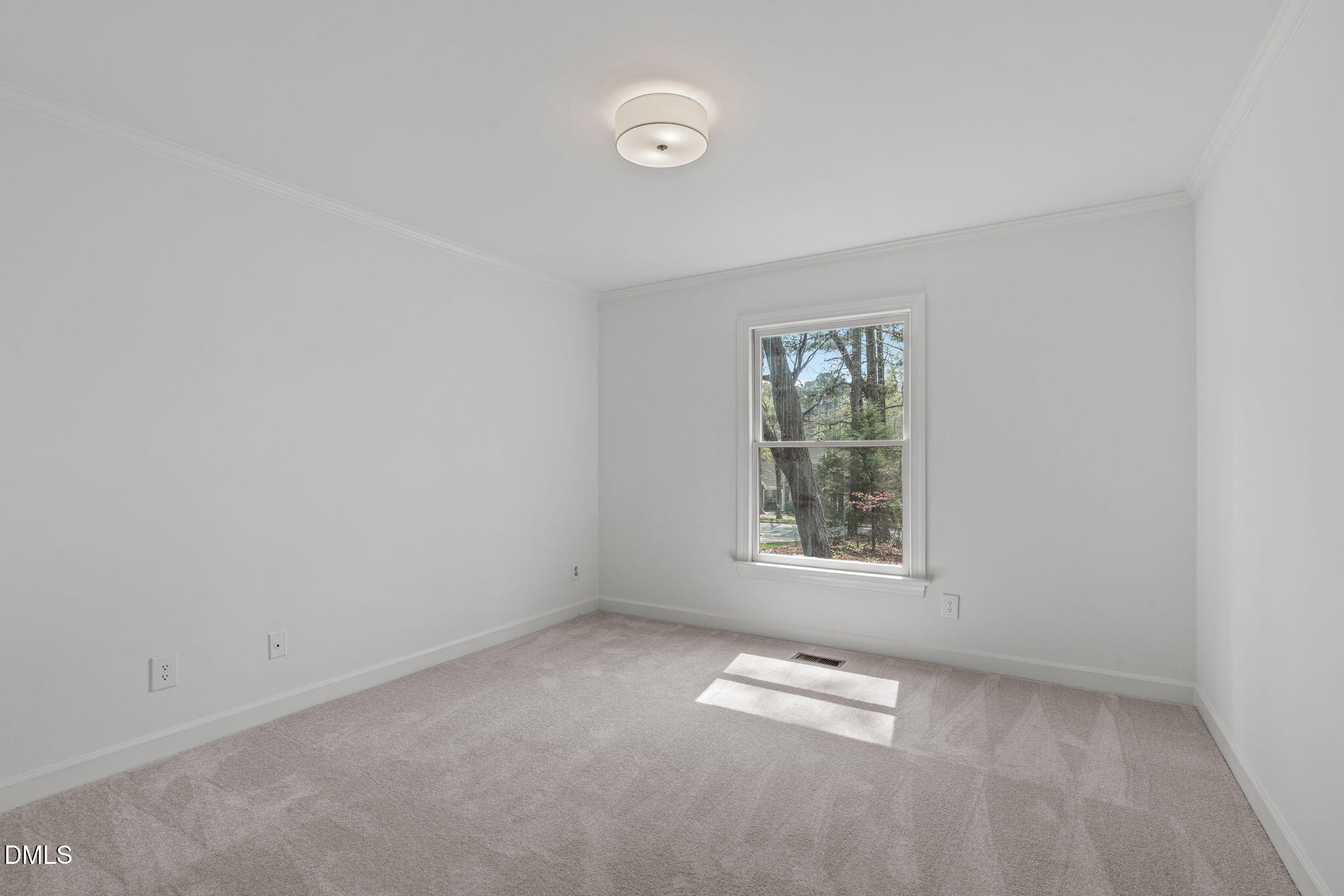 207 Larkwood Lane