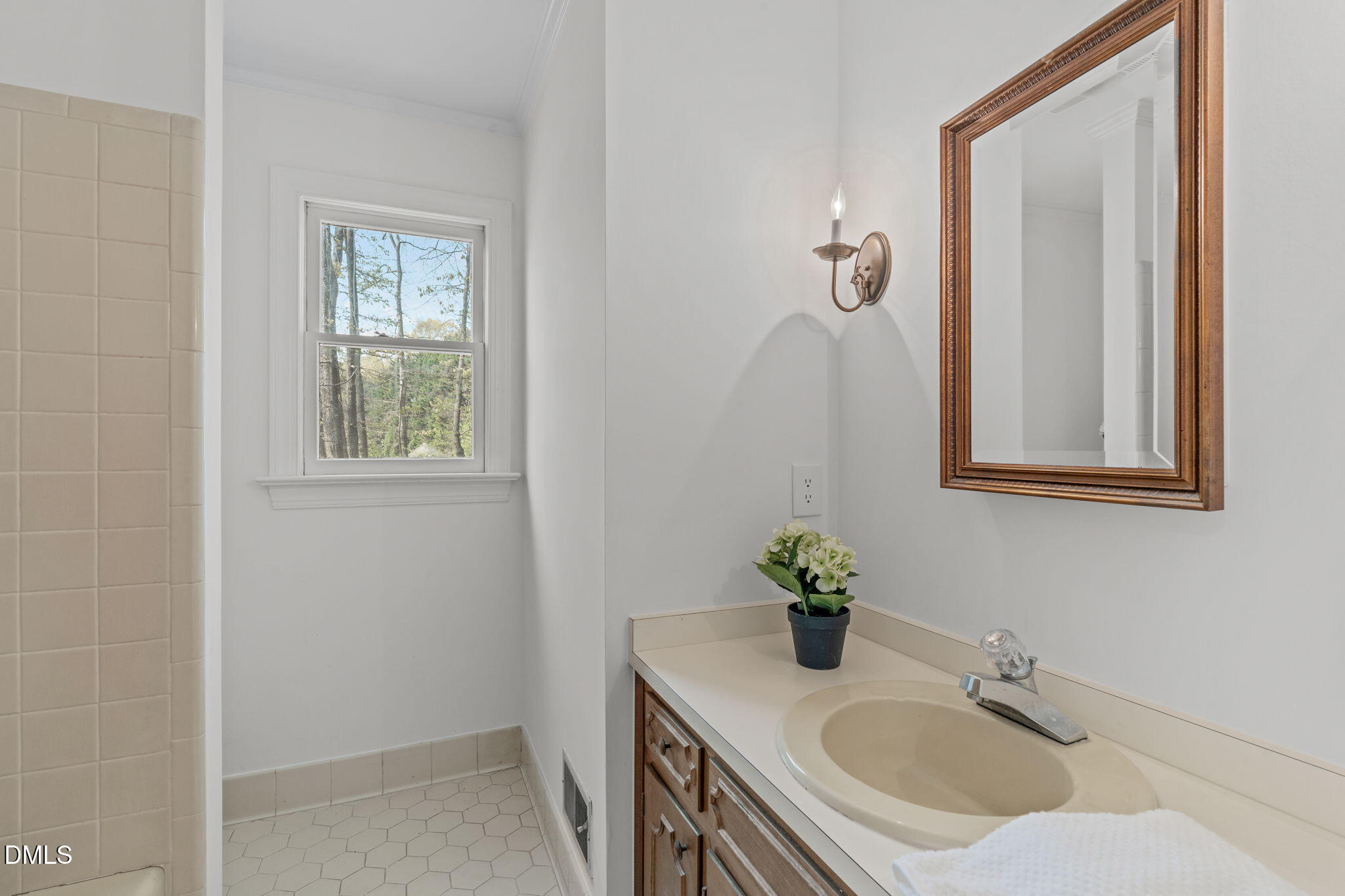 207 Larkwood Lane