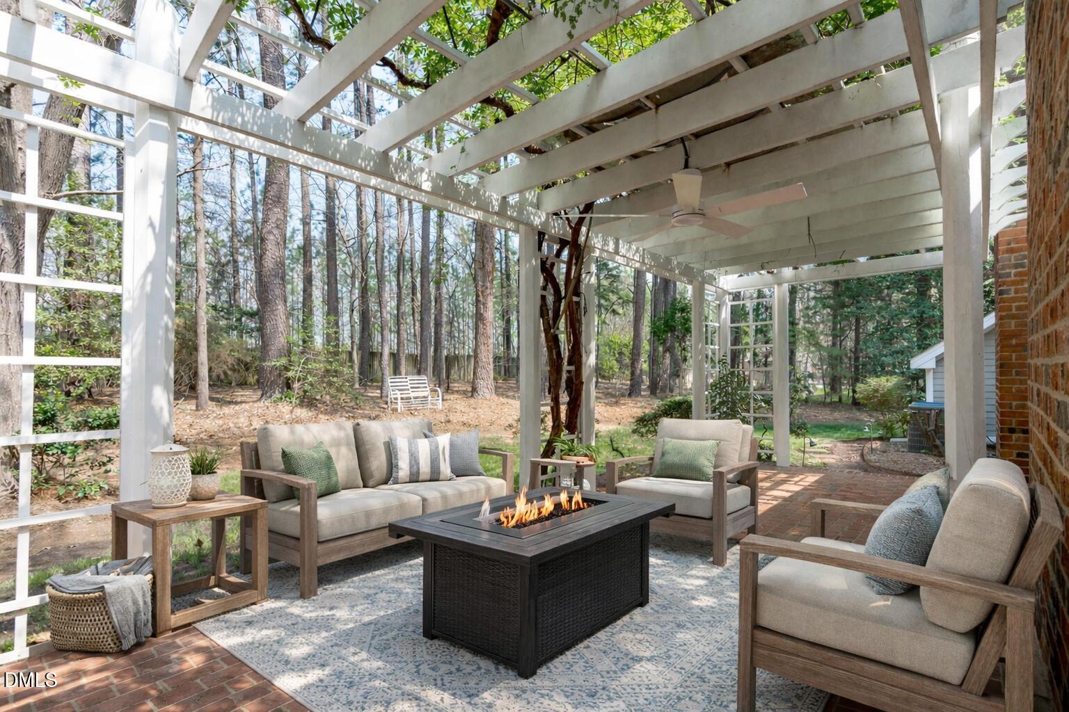 207 Larkwood Lane