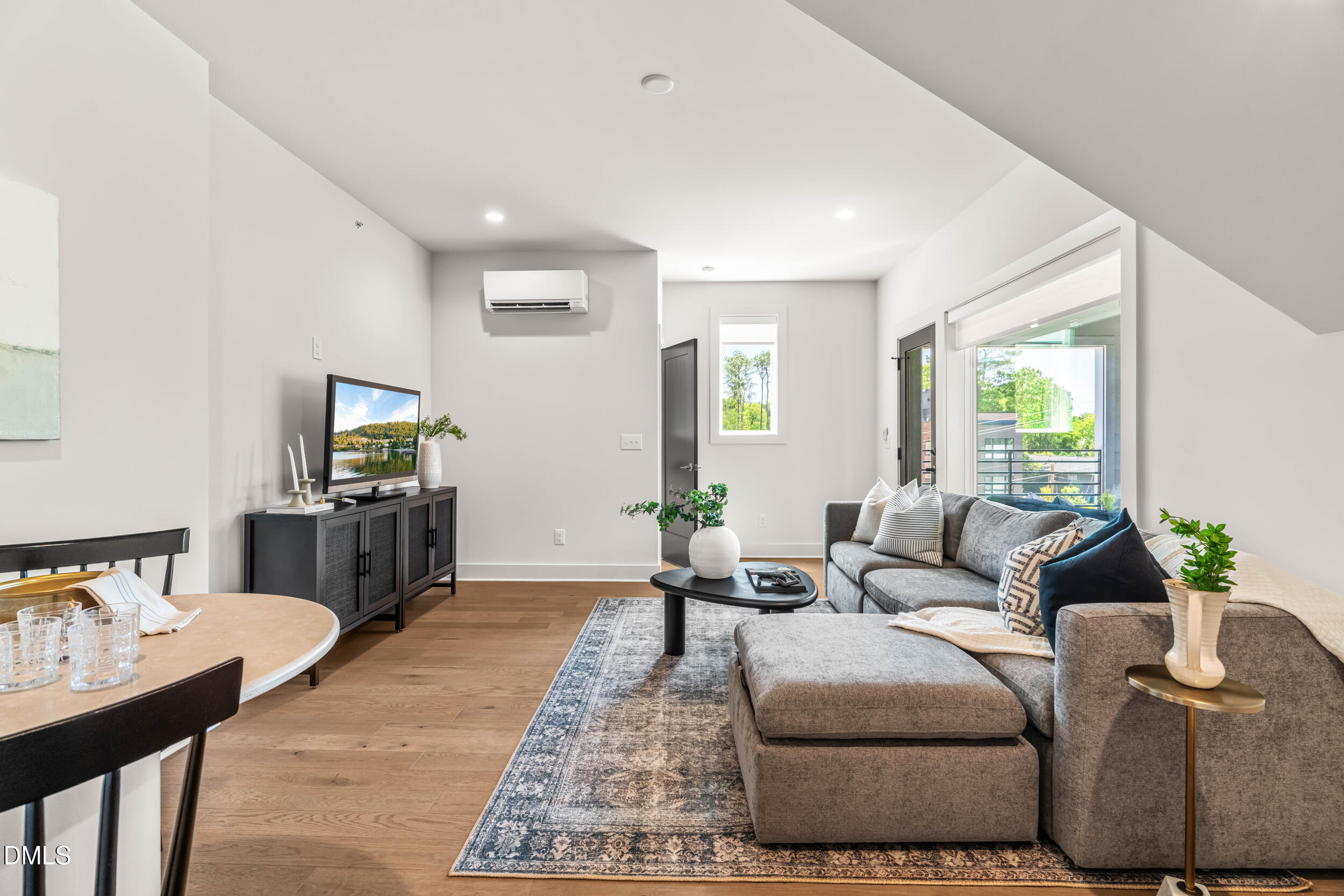 407 Chatham View Road