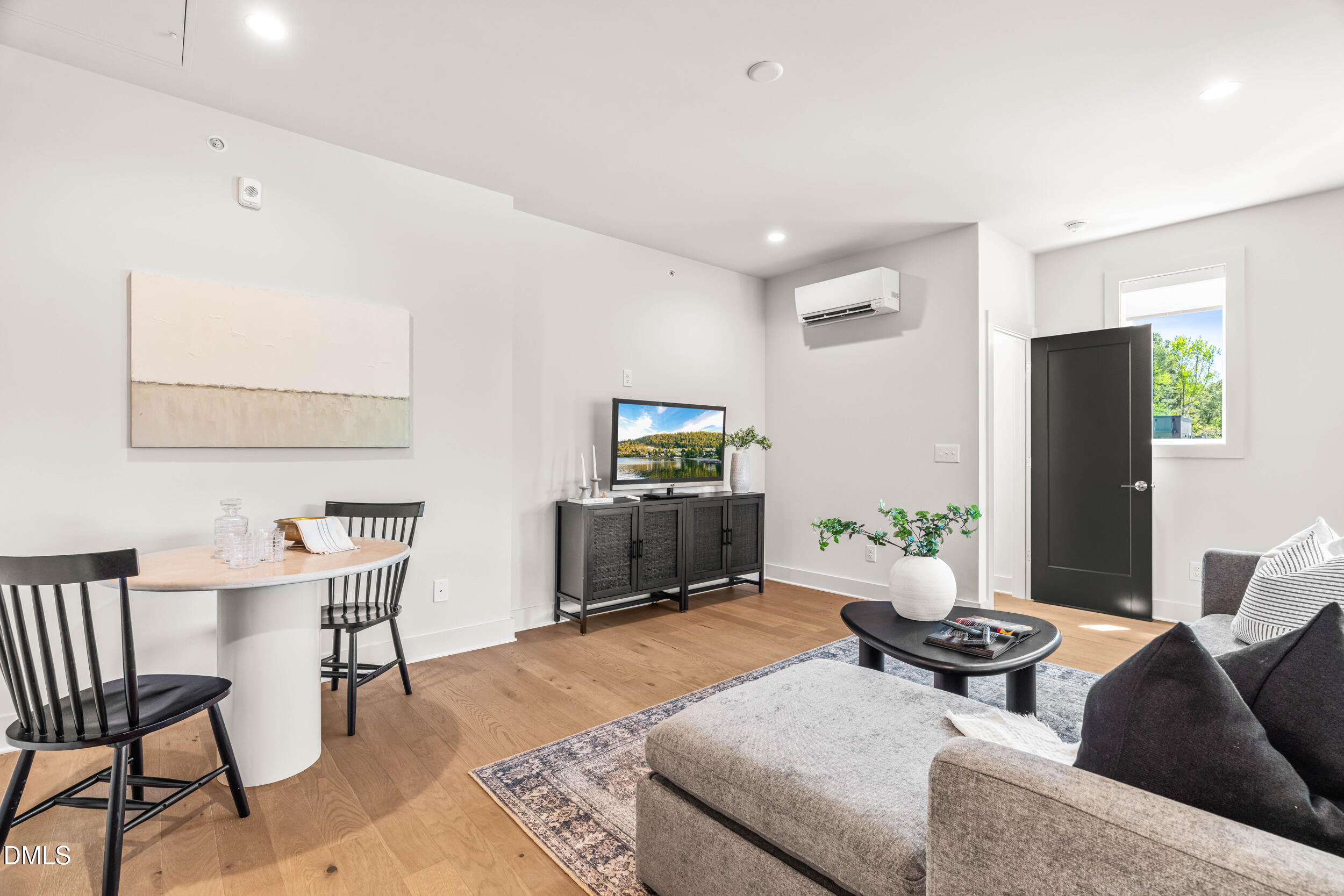 407 Chatham View Road