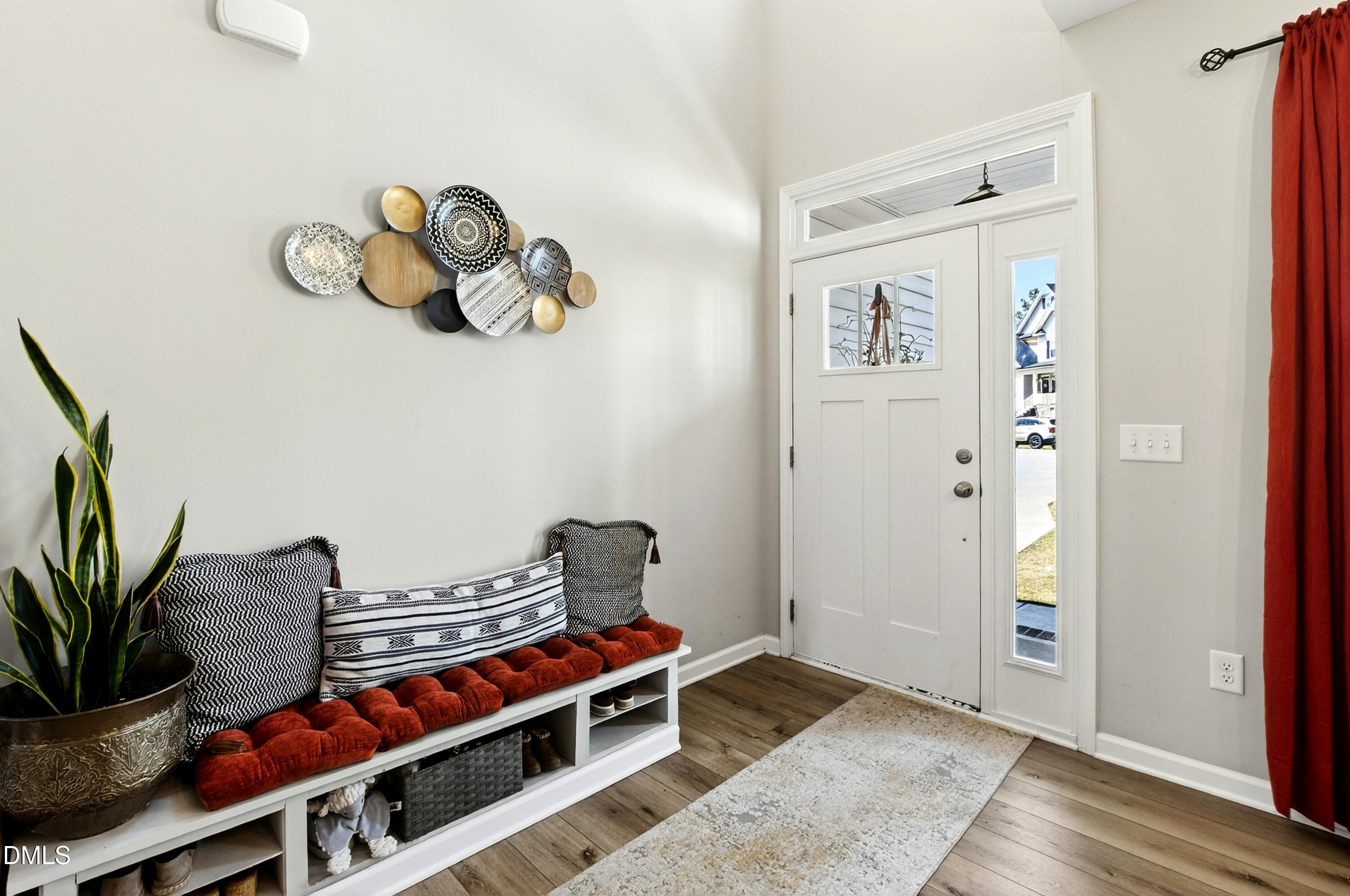 372 Nickleby Way
