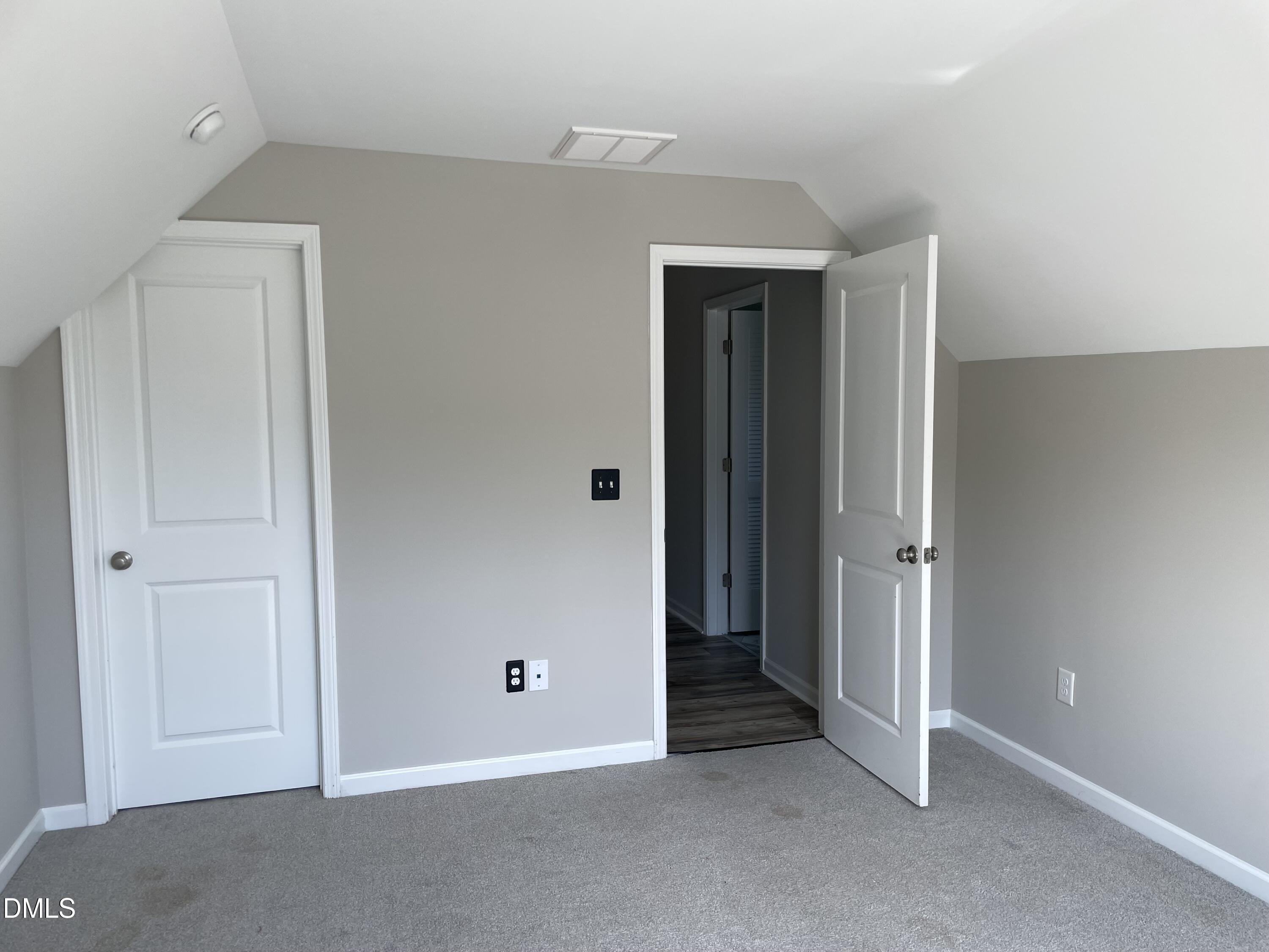 372 Nickleby Way