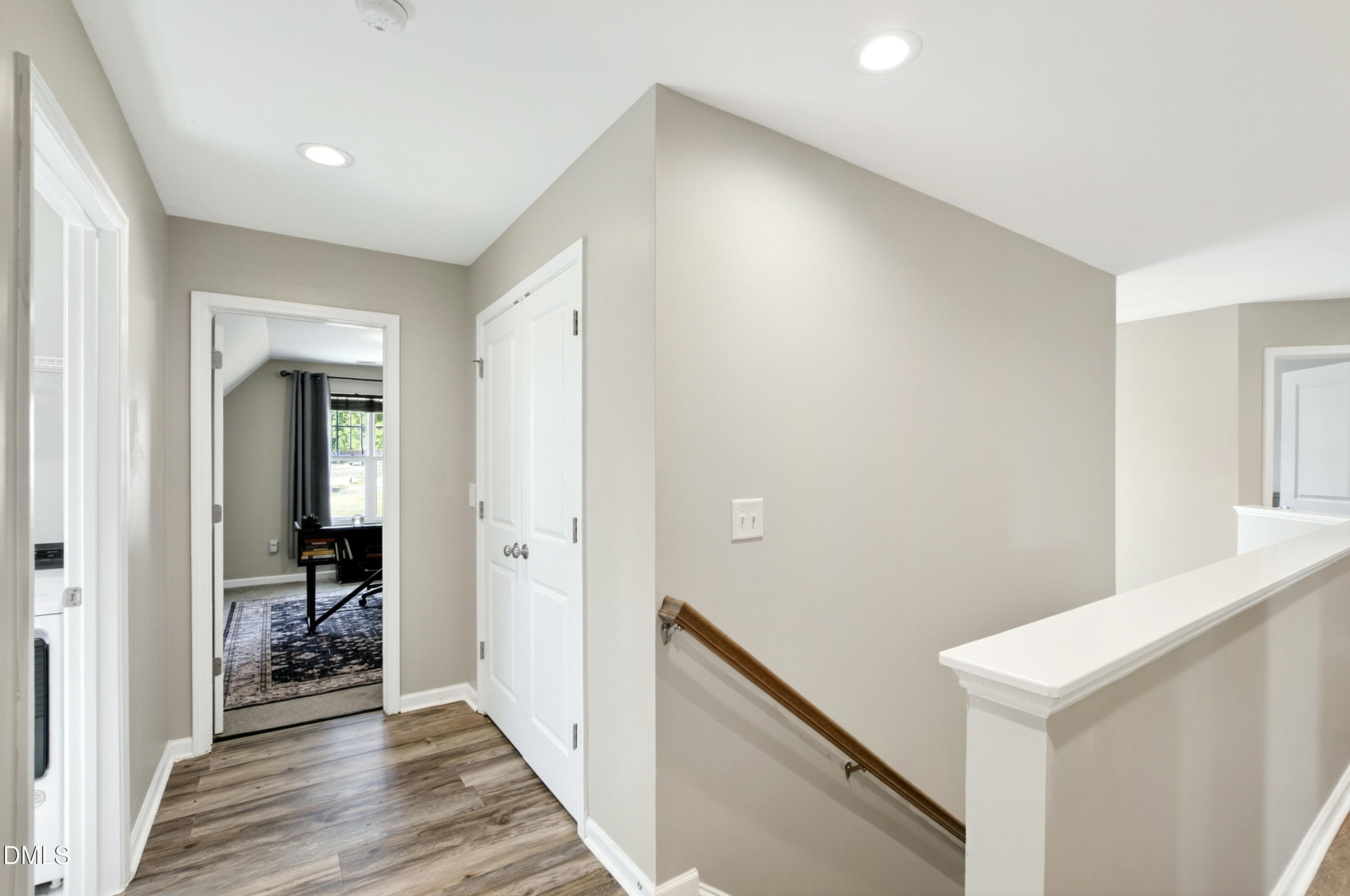 372 Nickleby Way