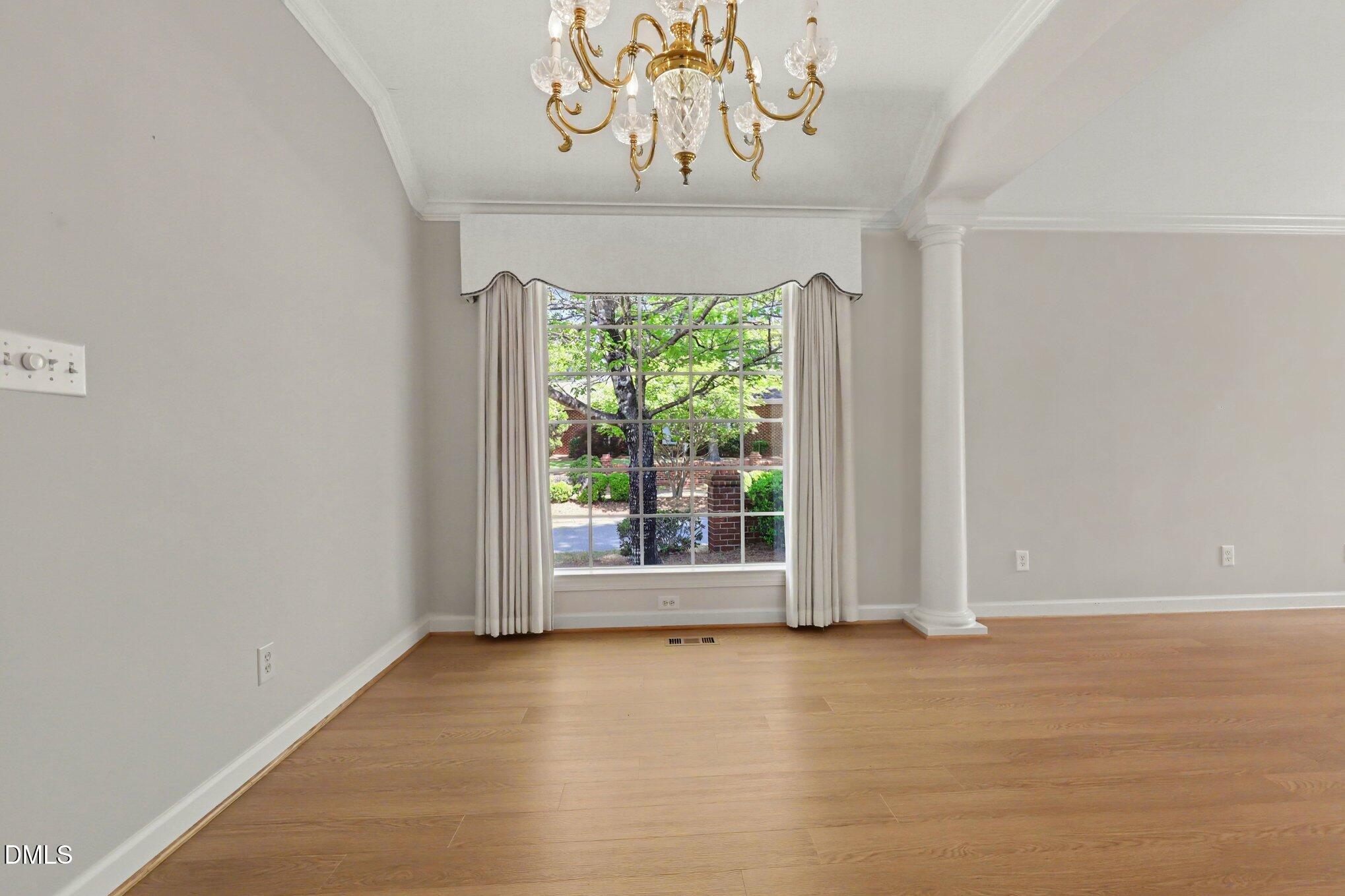901 Carob Court