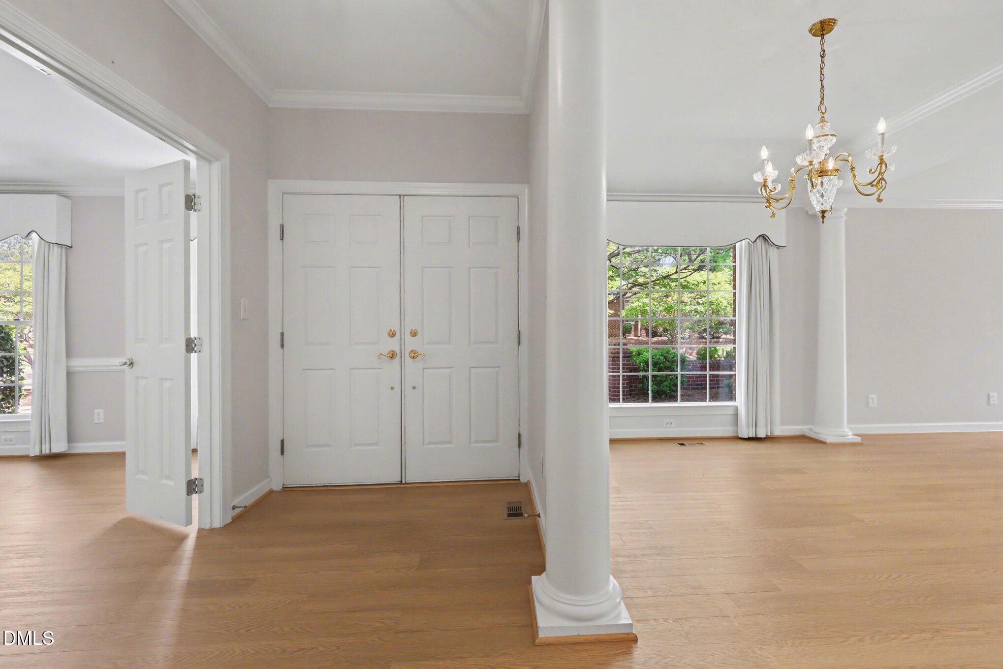 901 Carob Court