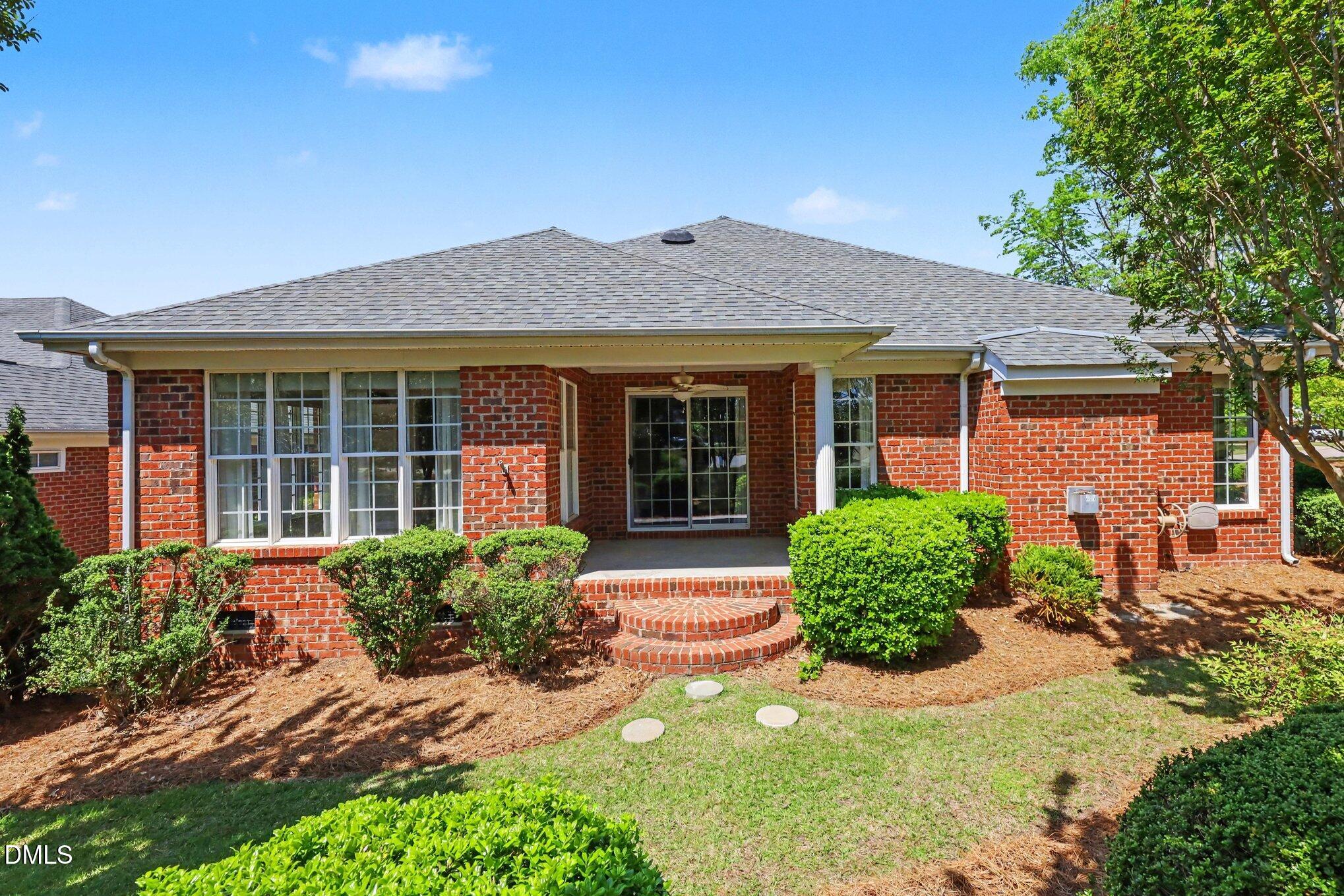 901 Carob Court