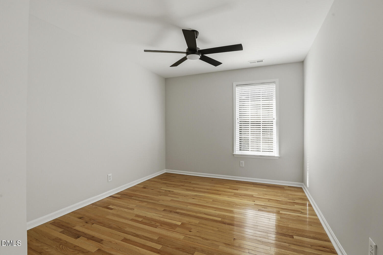 102 Zoa Court
