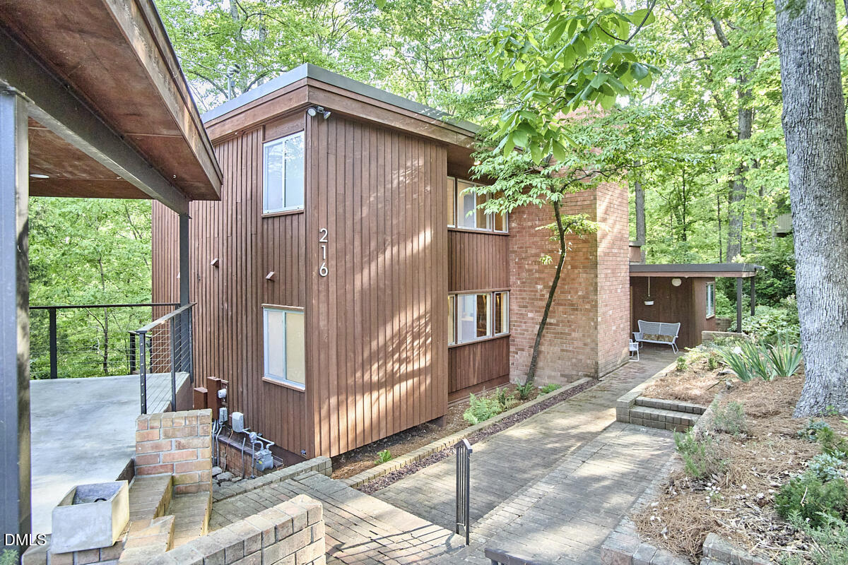 216 Glenhill Lane