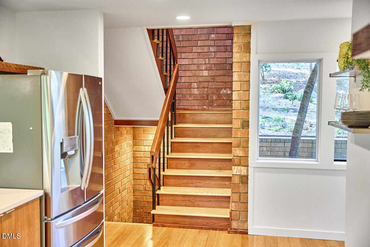 216 Glenhill Lane