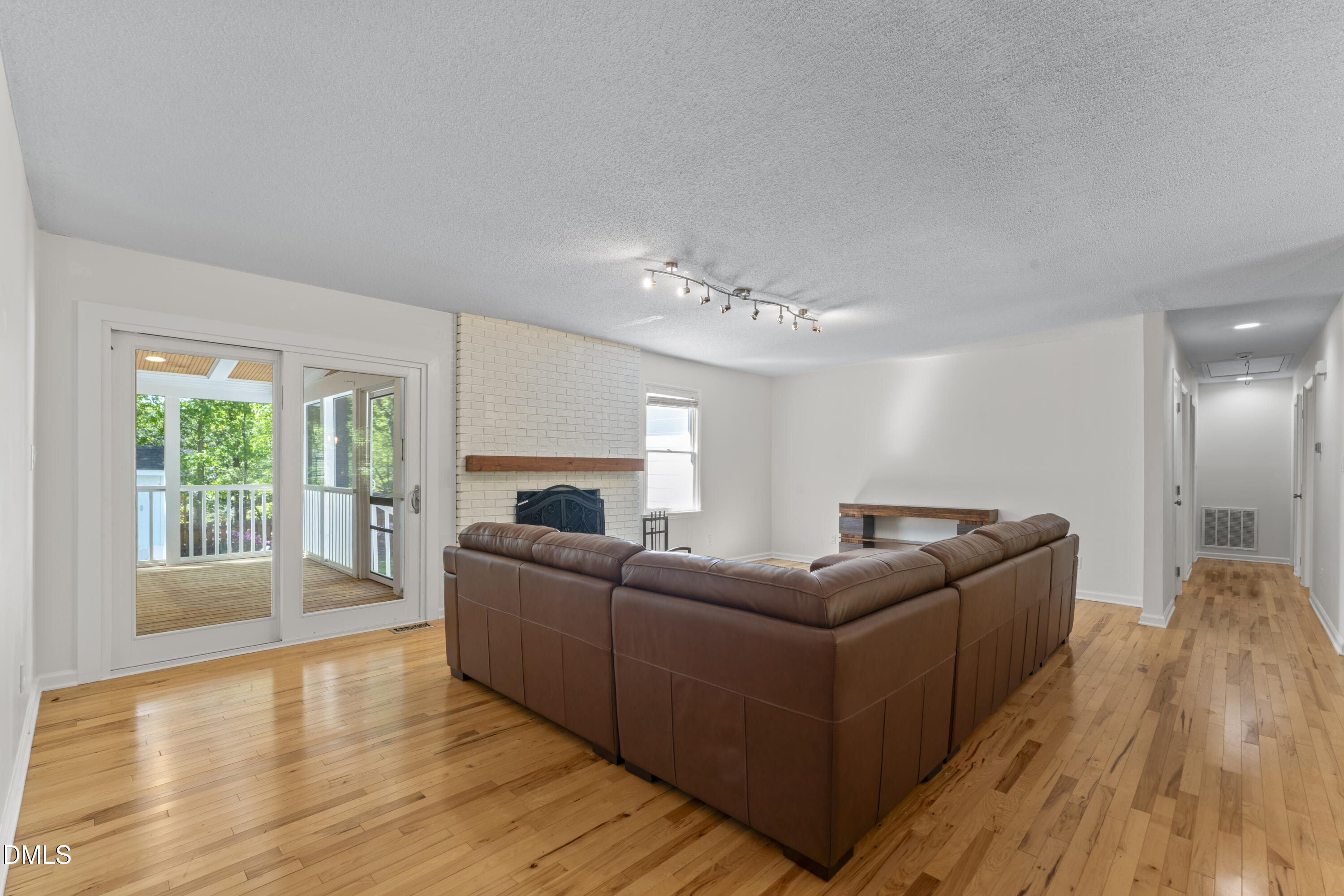 204 Rosehaven Drive